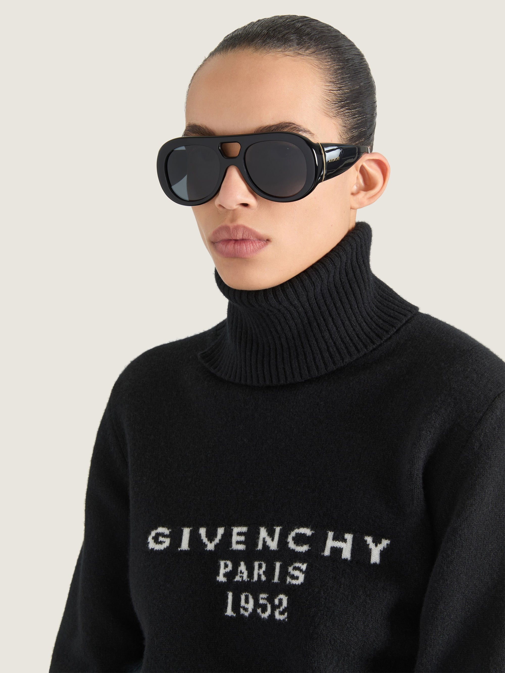 GIVENCHY BOLD SUNGLASSES