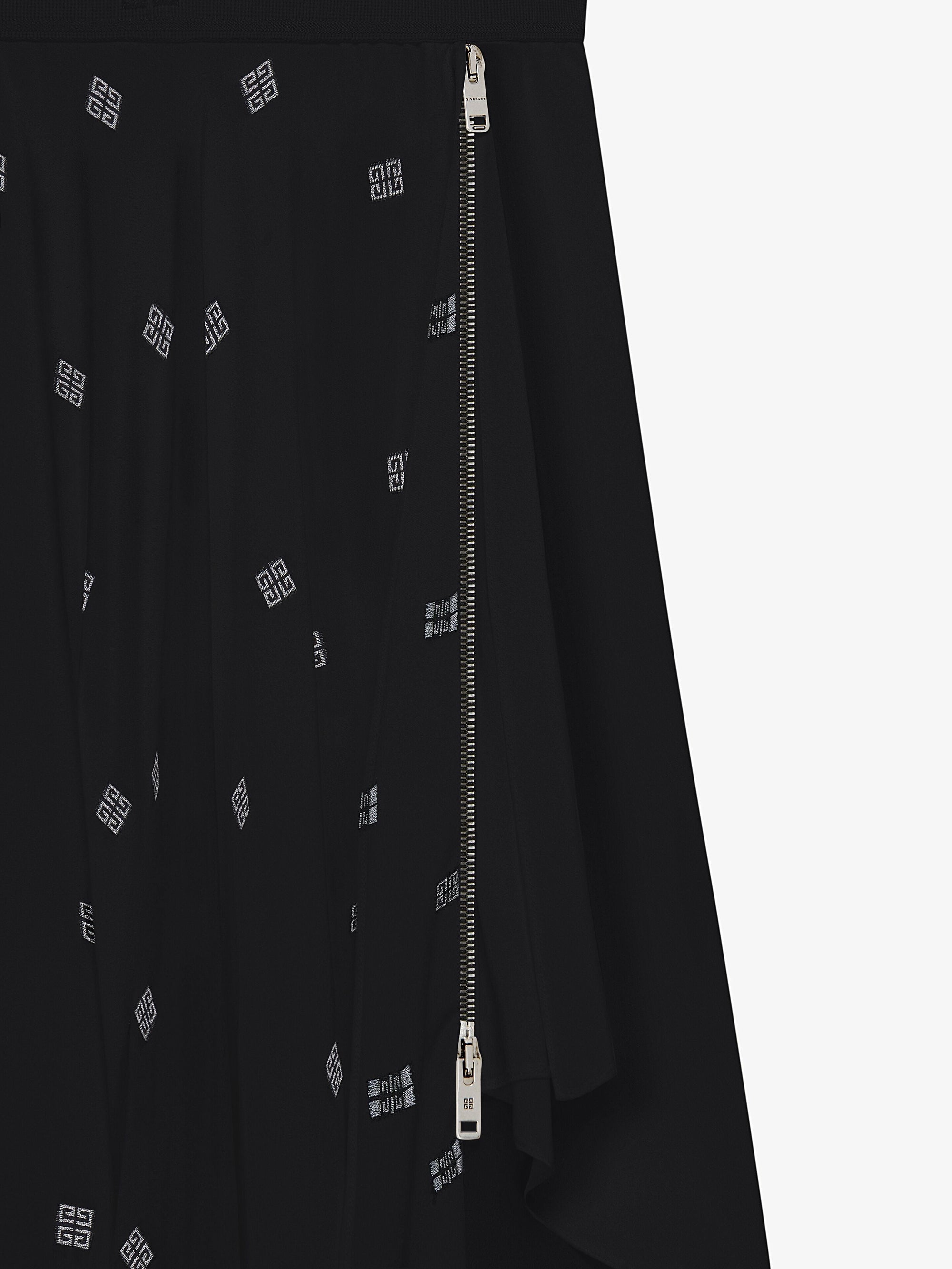 CREPE DE CHINE 4G PLUMETIS FIL COUPE