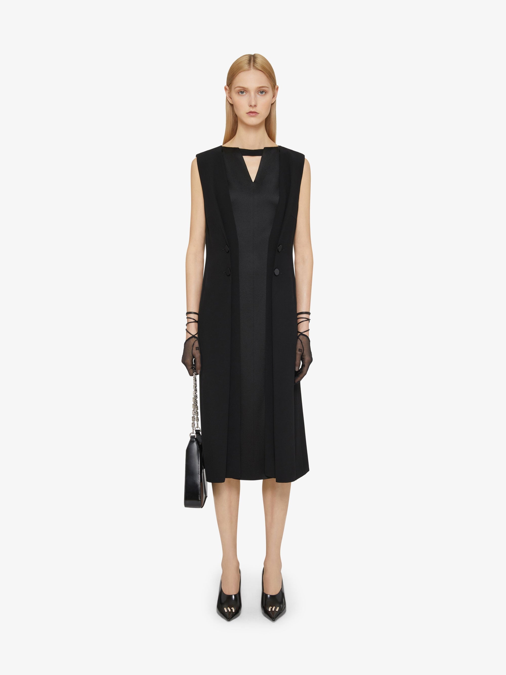 TEXTURED CREPE ENVERS SATIN