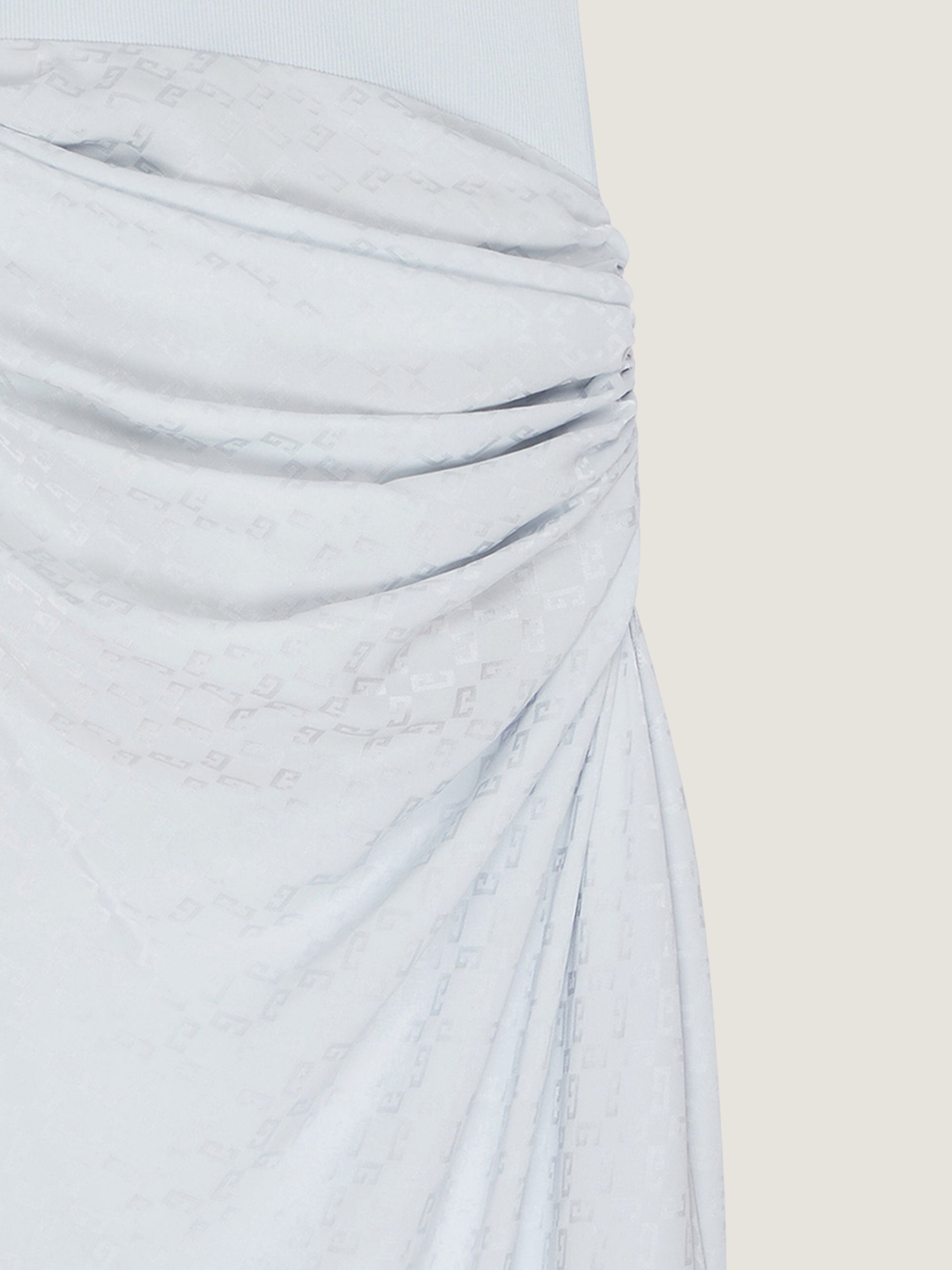 SATIN BACK CREPE MONOGRAM 72