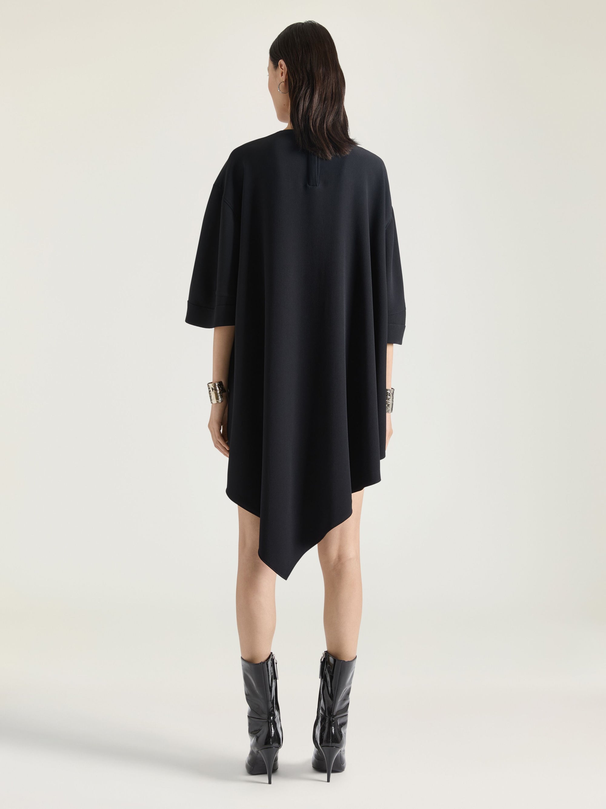 ASYMETRIC DRESS WITH OVERSIZED BOW