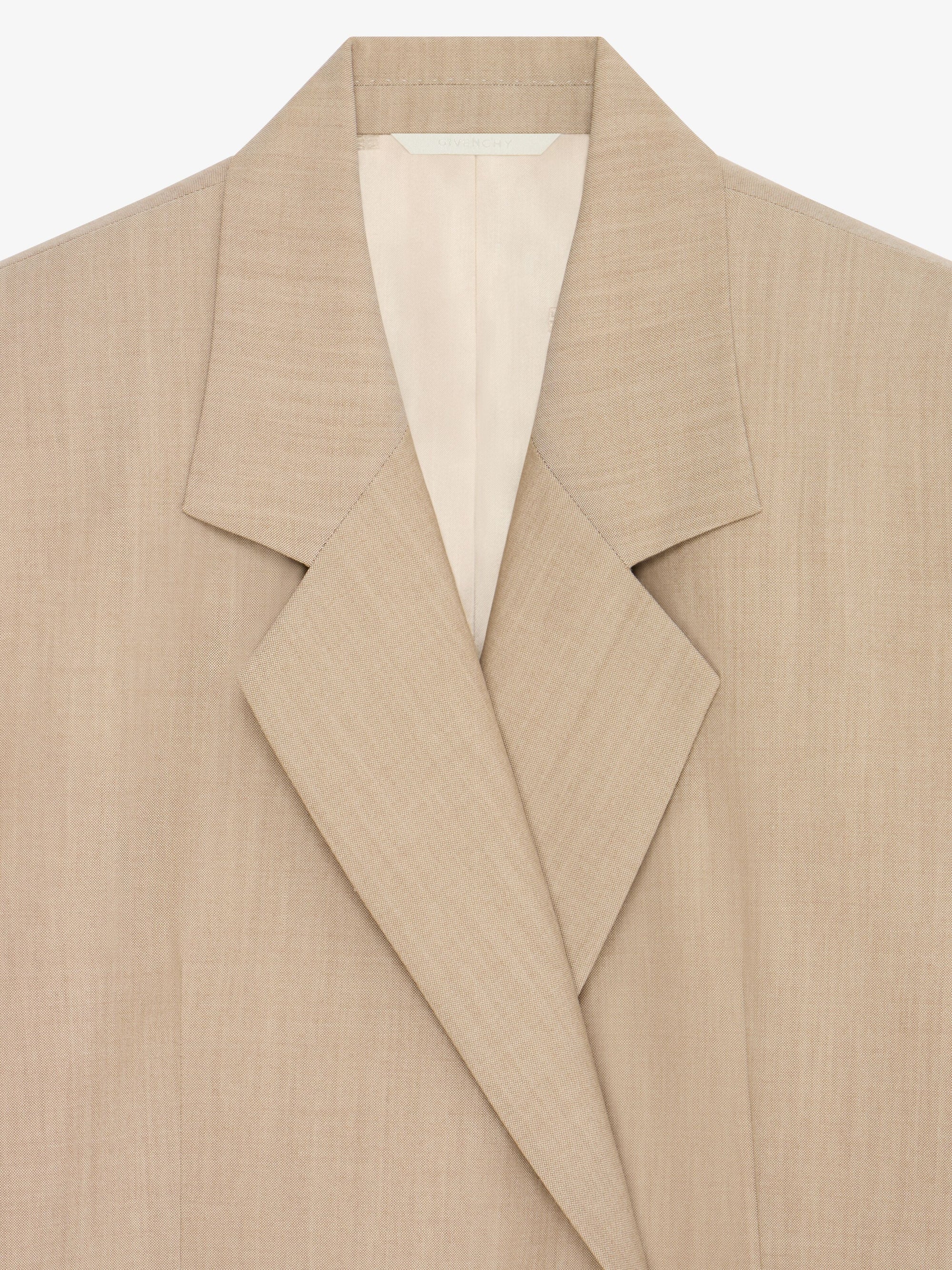 NOTCHED LAPEL JACKET