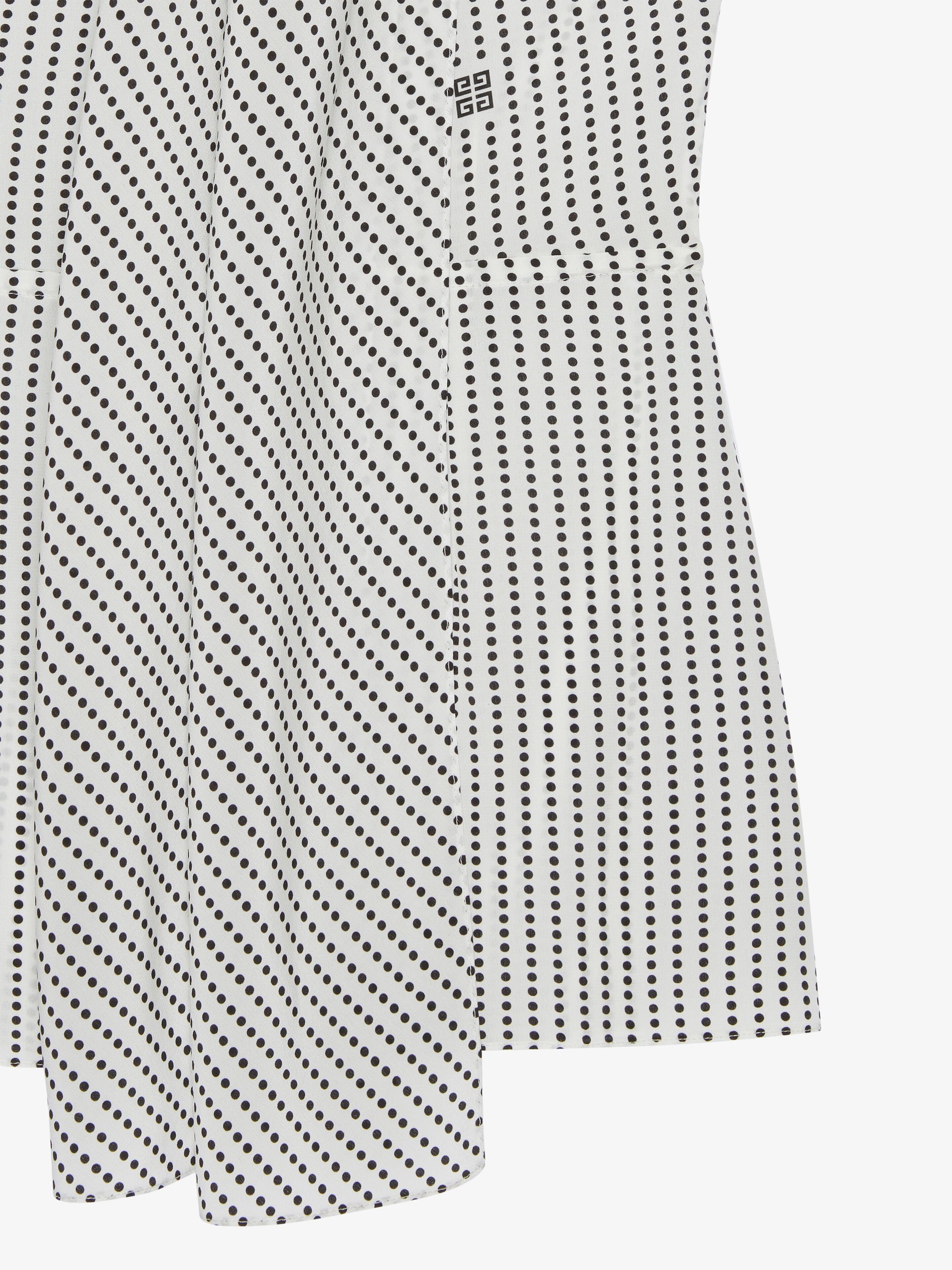 TOP WITH KNOT COLLAR