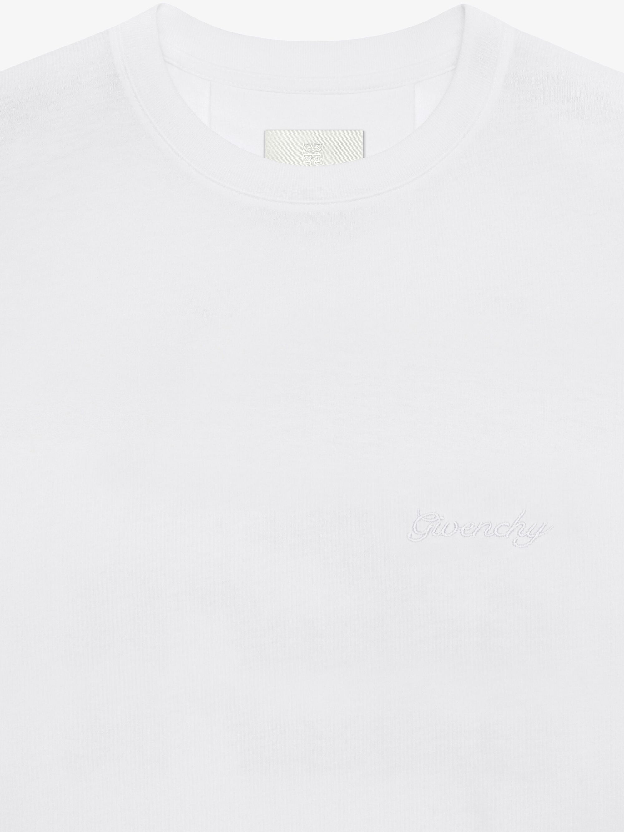 GIVENCHY SIGNATURE EMB.