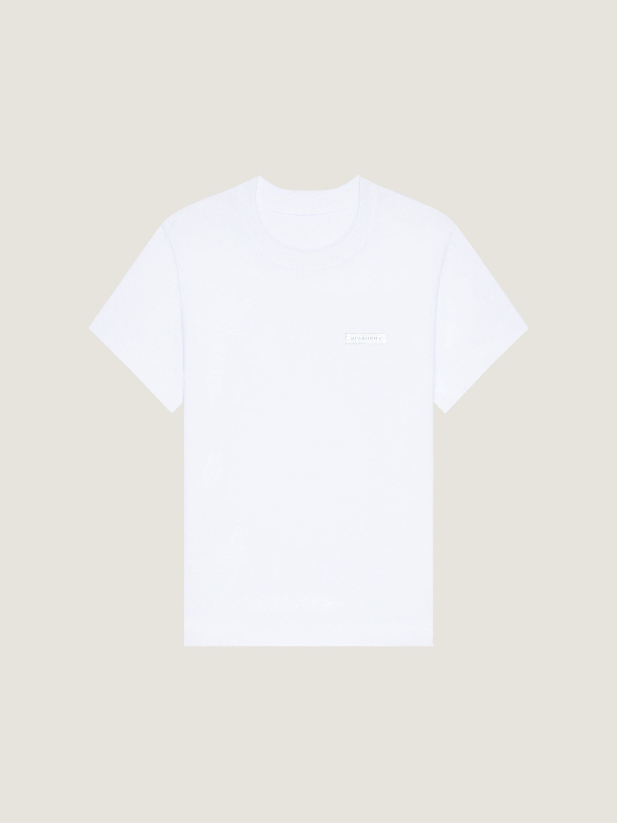 FITTED T-SHIRT