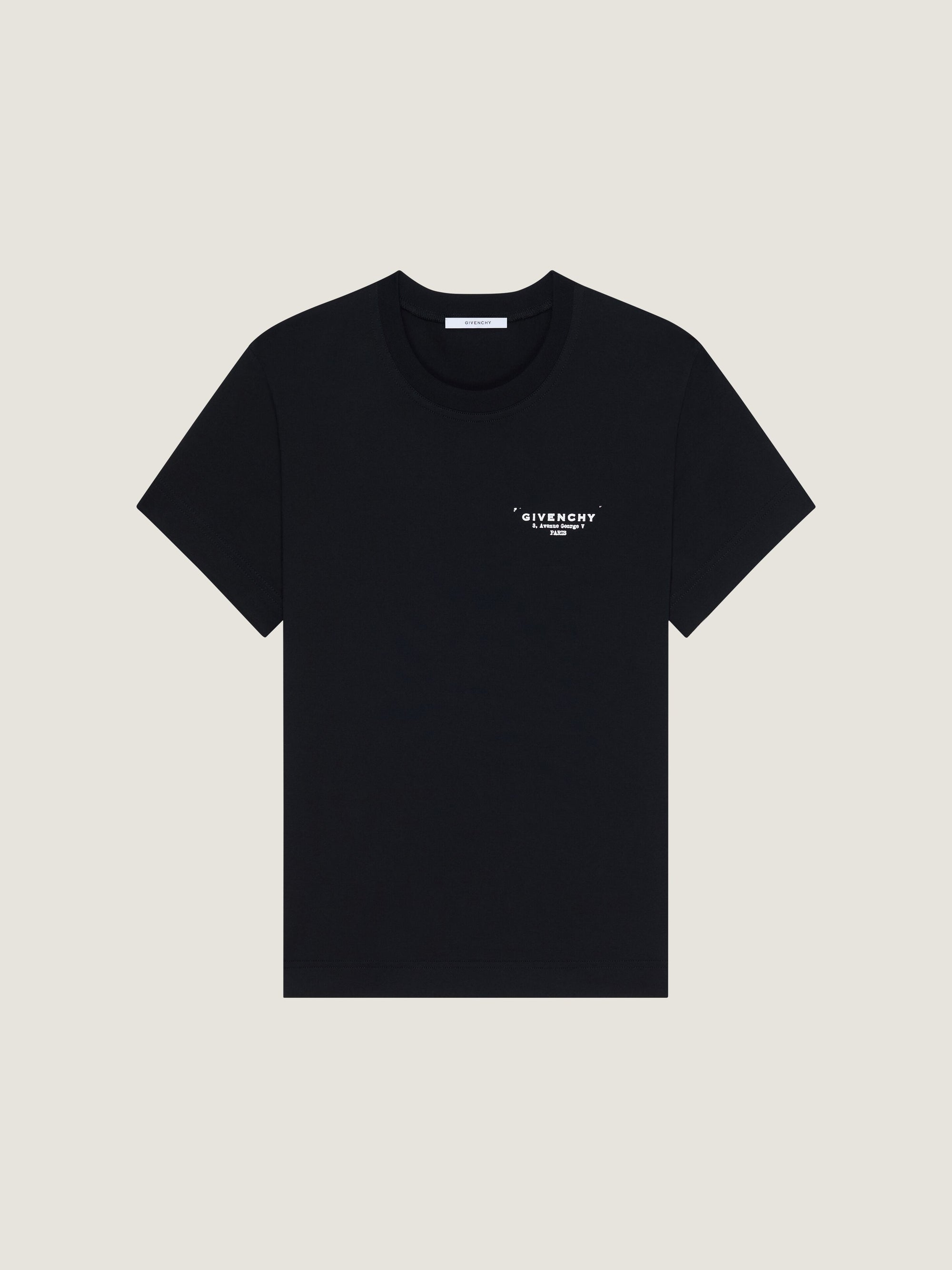 FITTED T-SHIRT