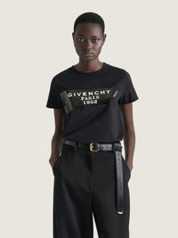 FITTED T-SHIRT