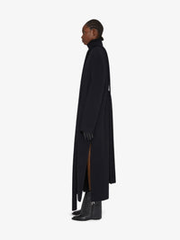 COAT WITH SCARF