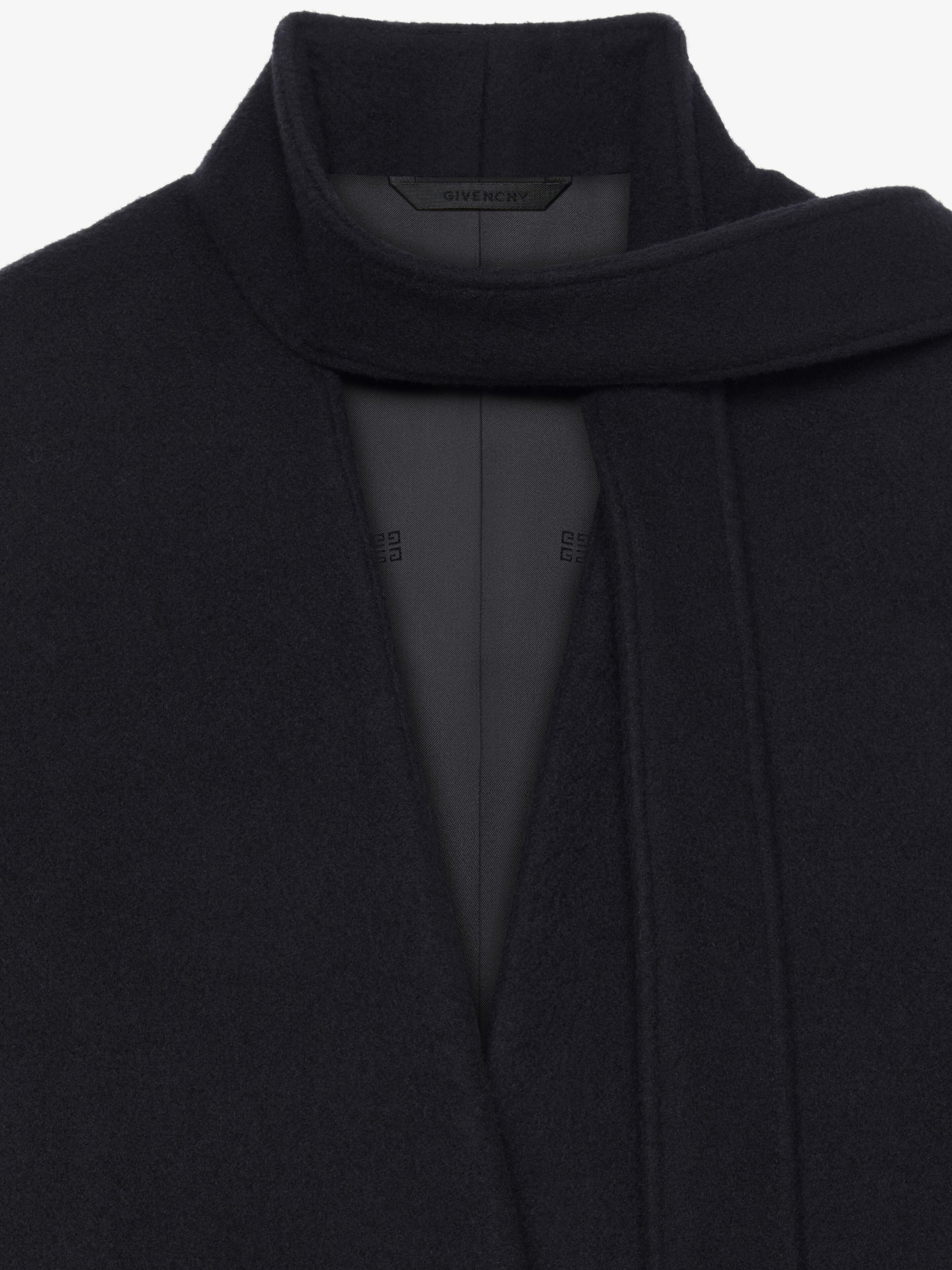 COAT WITH SCARF
