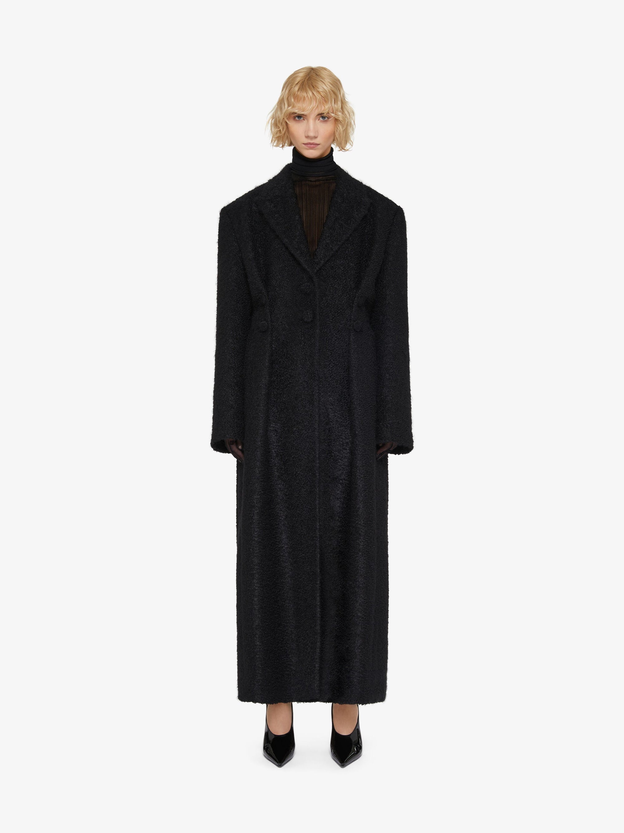 BUTTON COAT