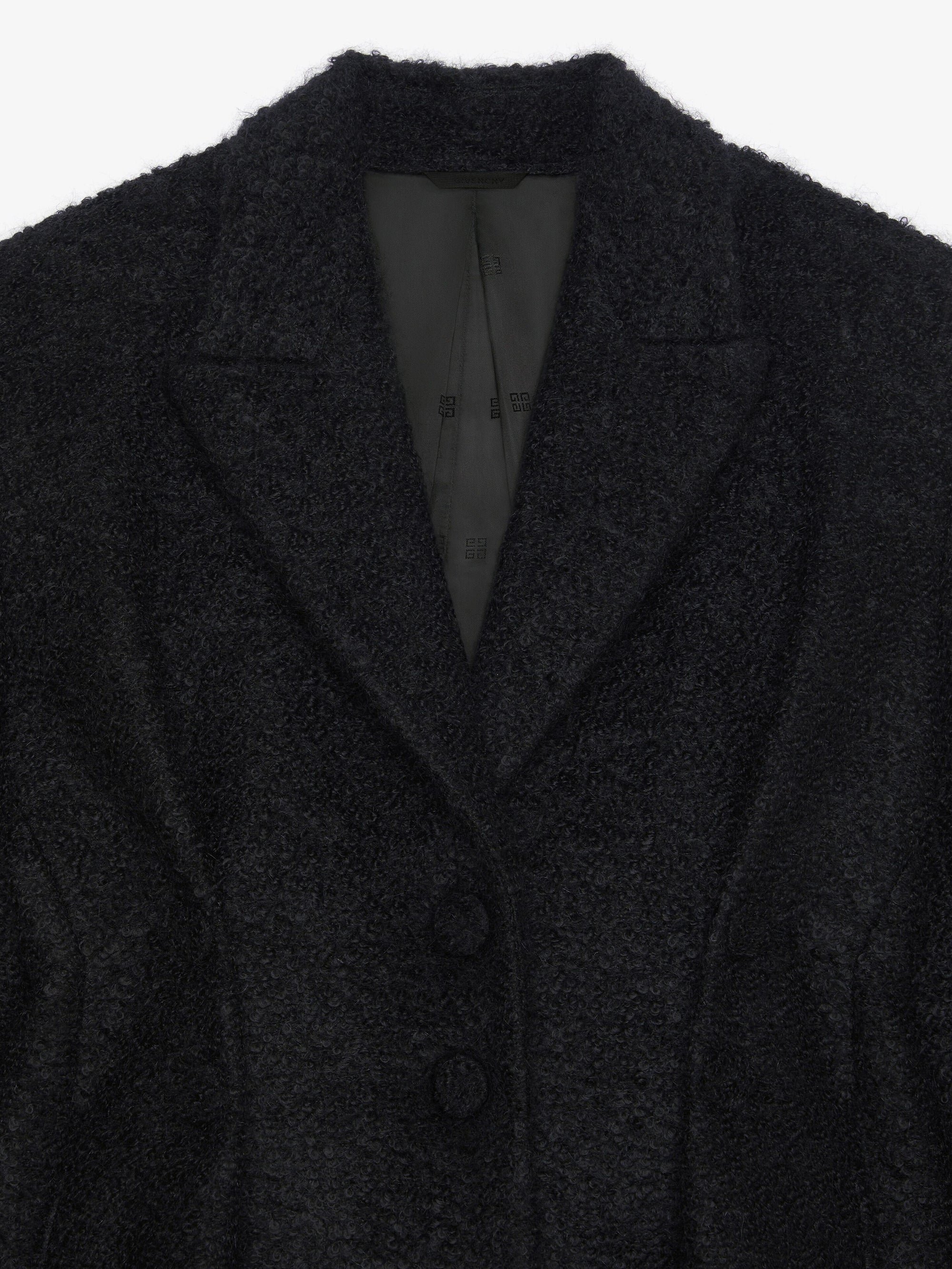 BUTTON COAT