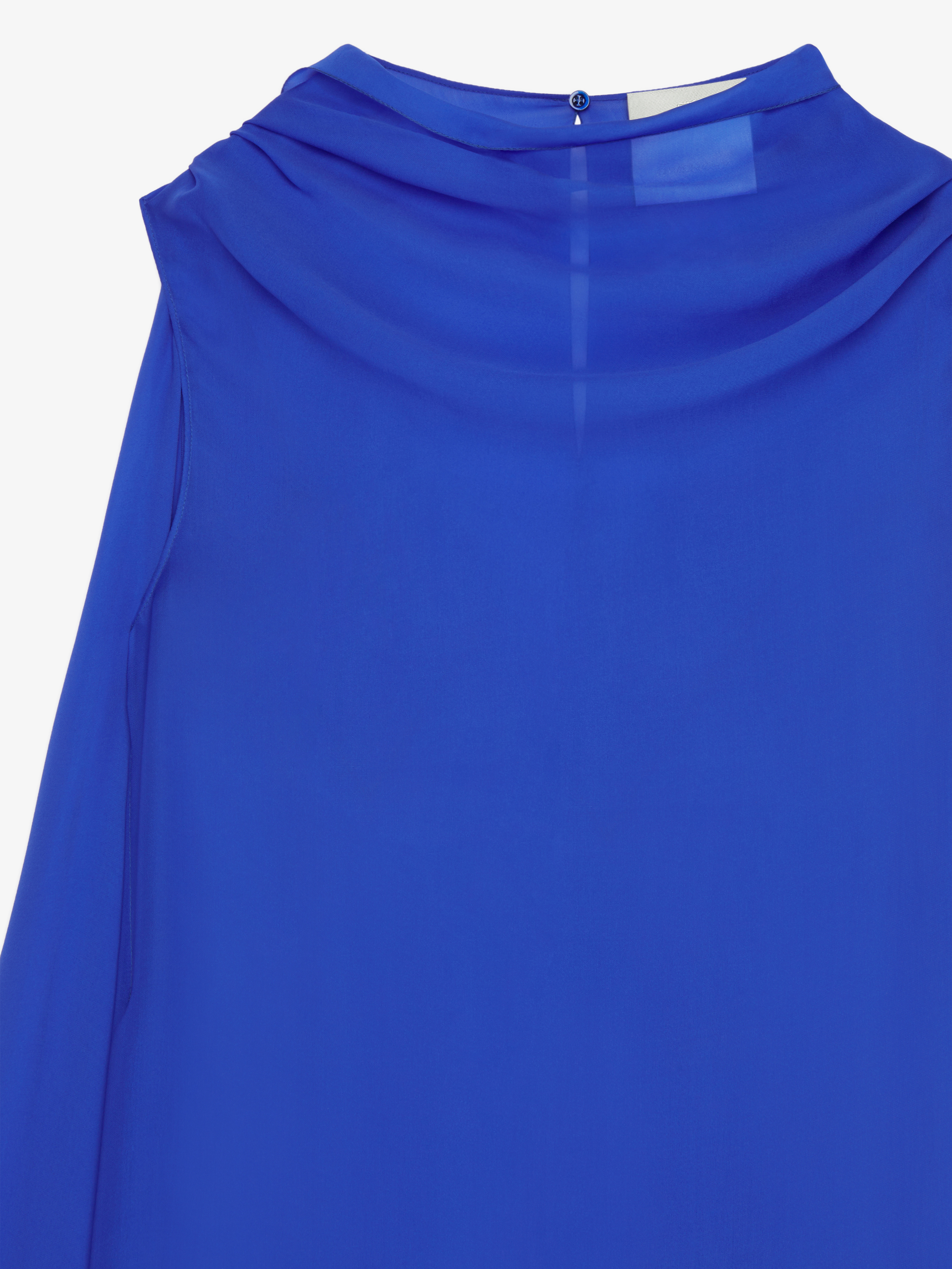 LAVALIERE SLEEVELESS