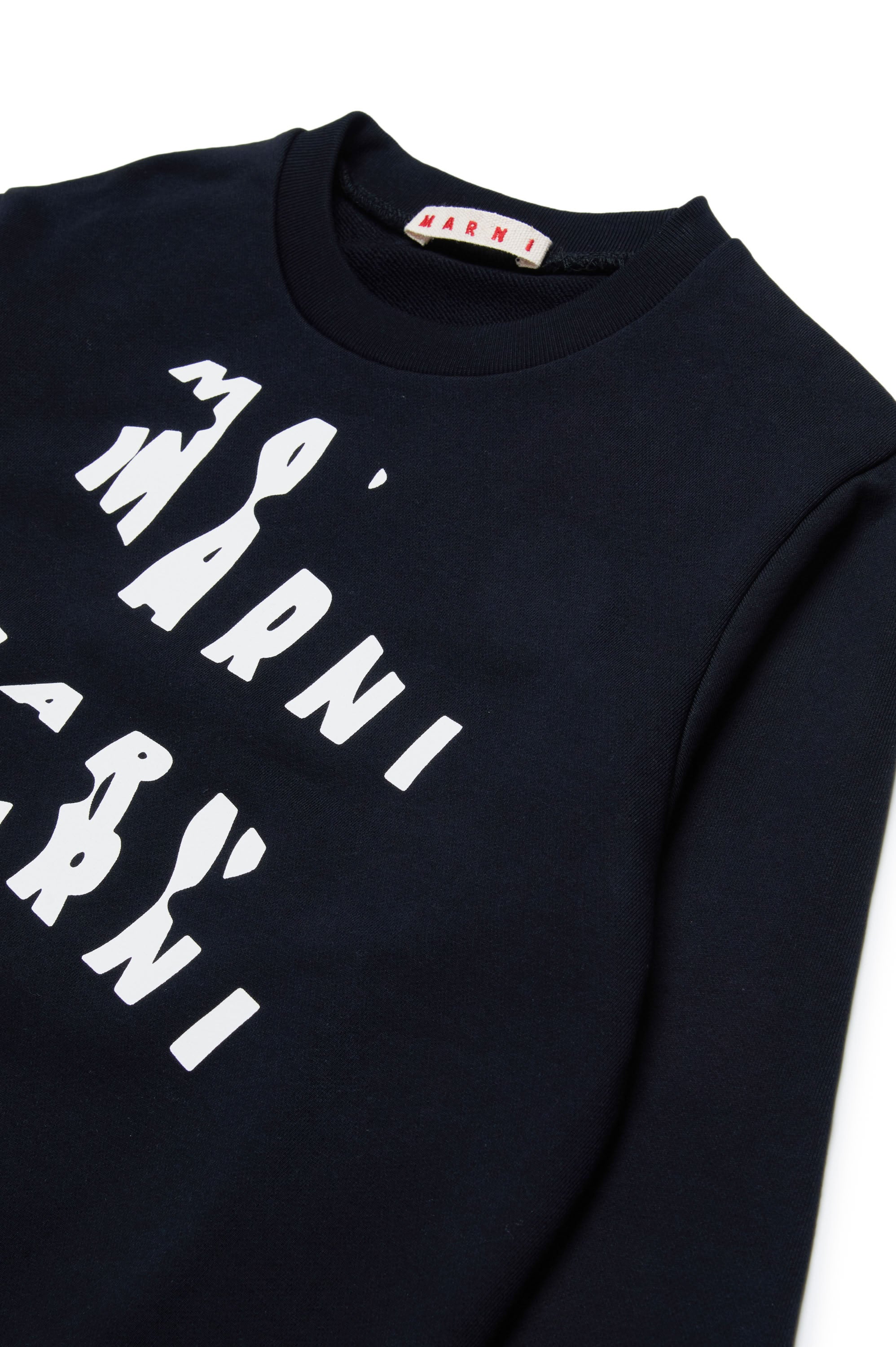 Black Pulls - Black