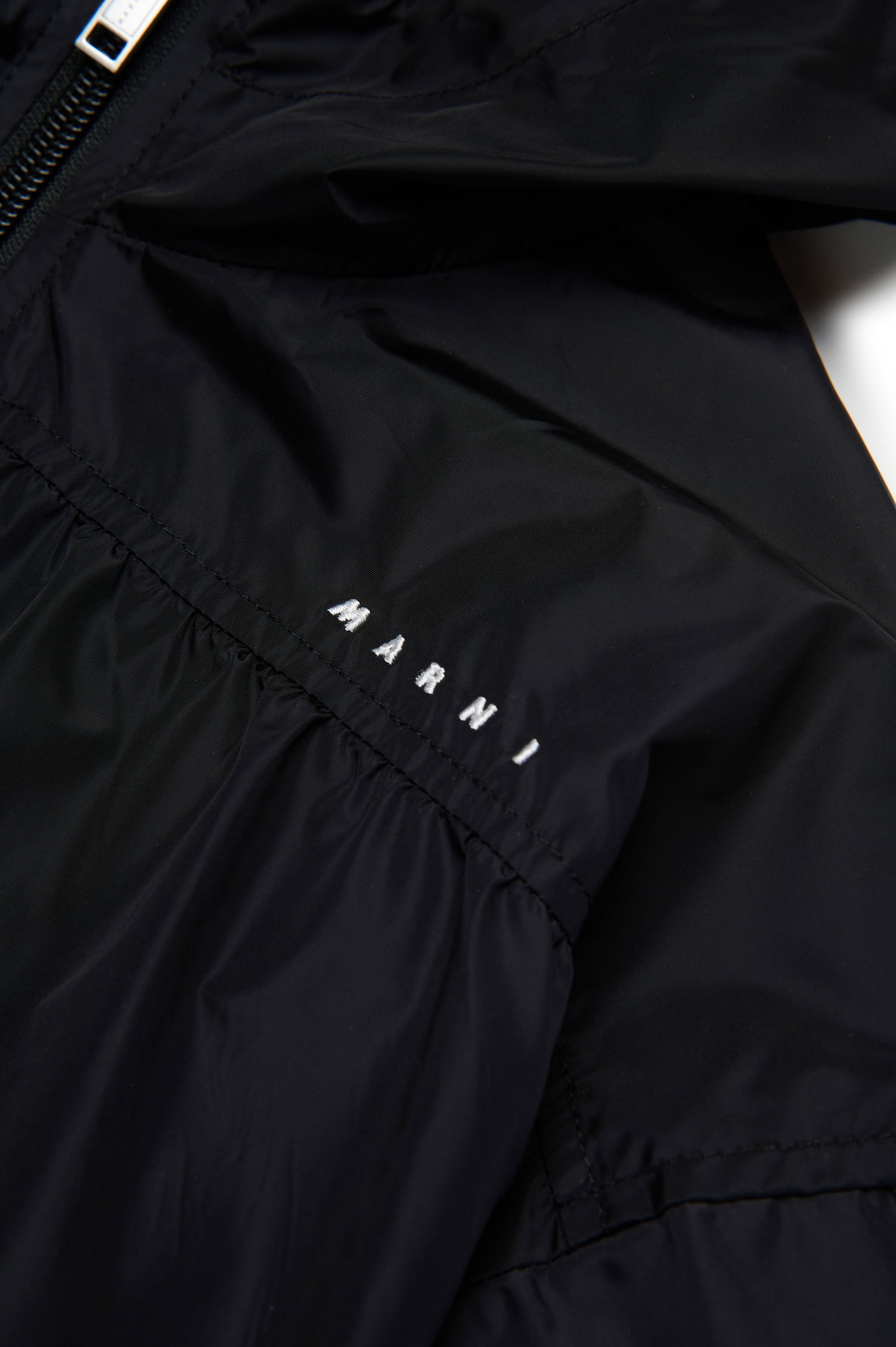 Veste coupe-vent à capuche - Black