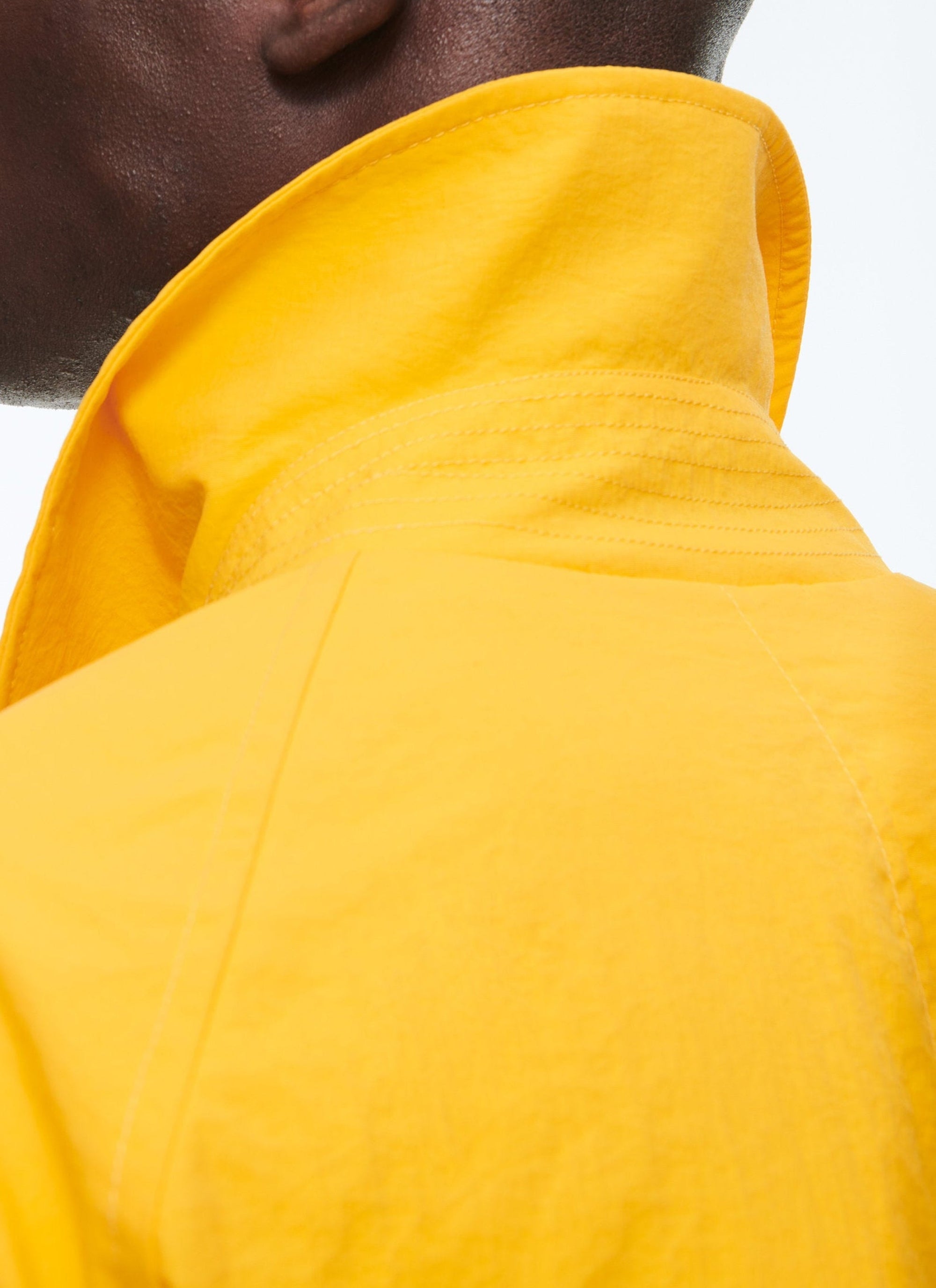 Water-repellent button-down coat - Bright Yellow