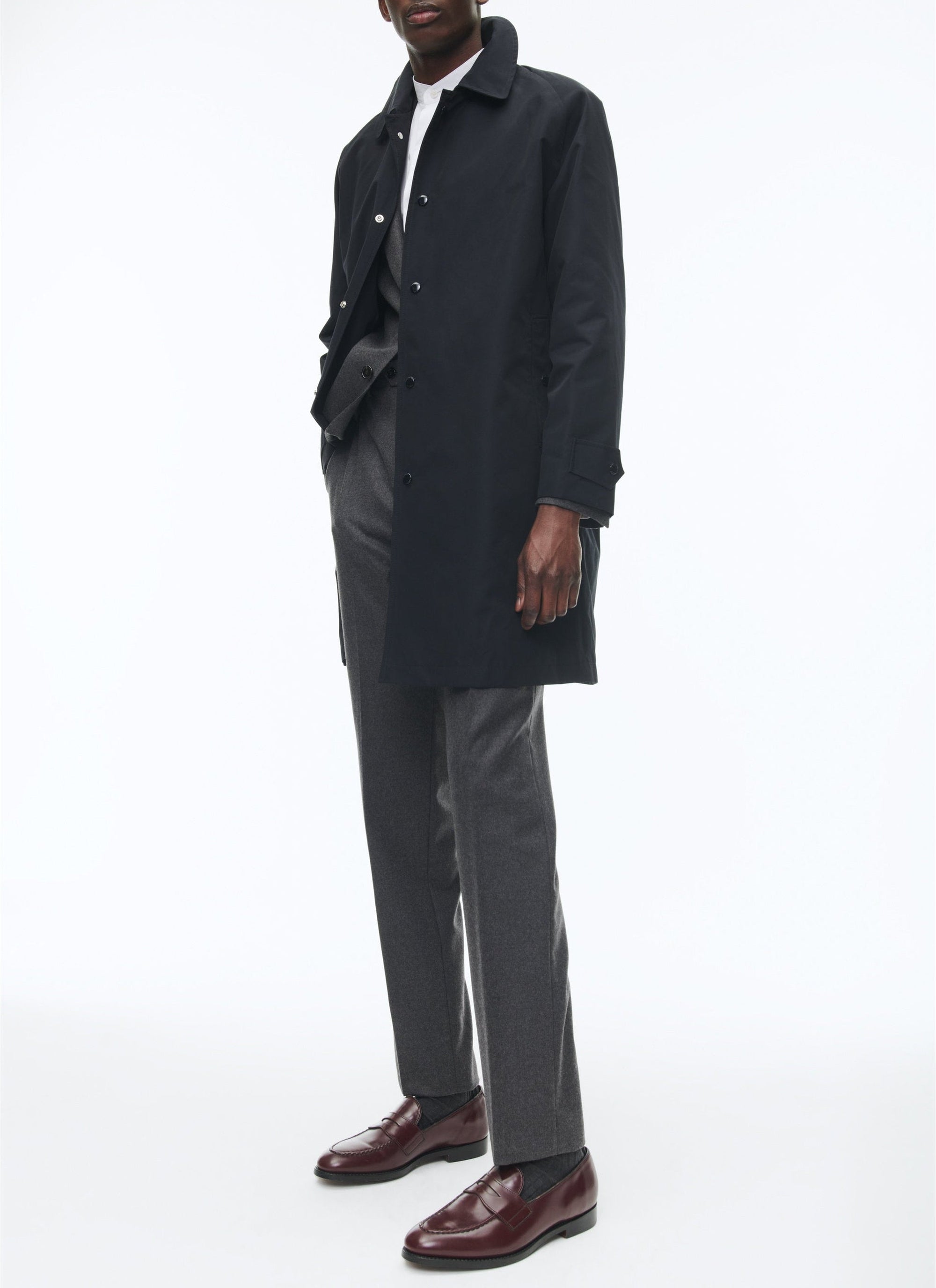 Water-repellent coat with button fastening - Navy