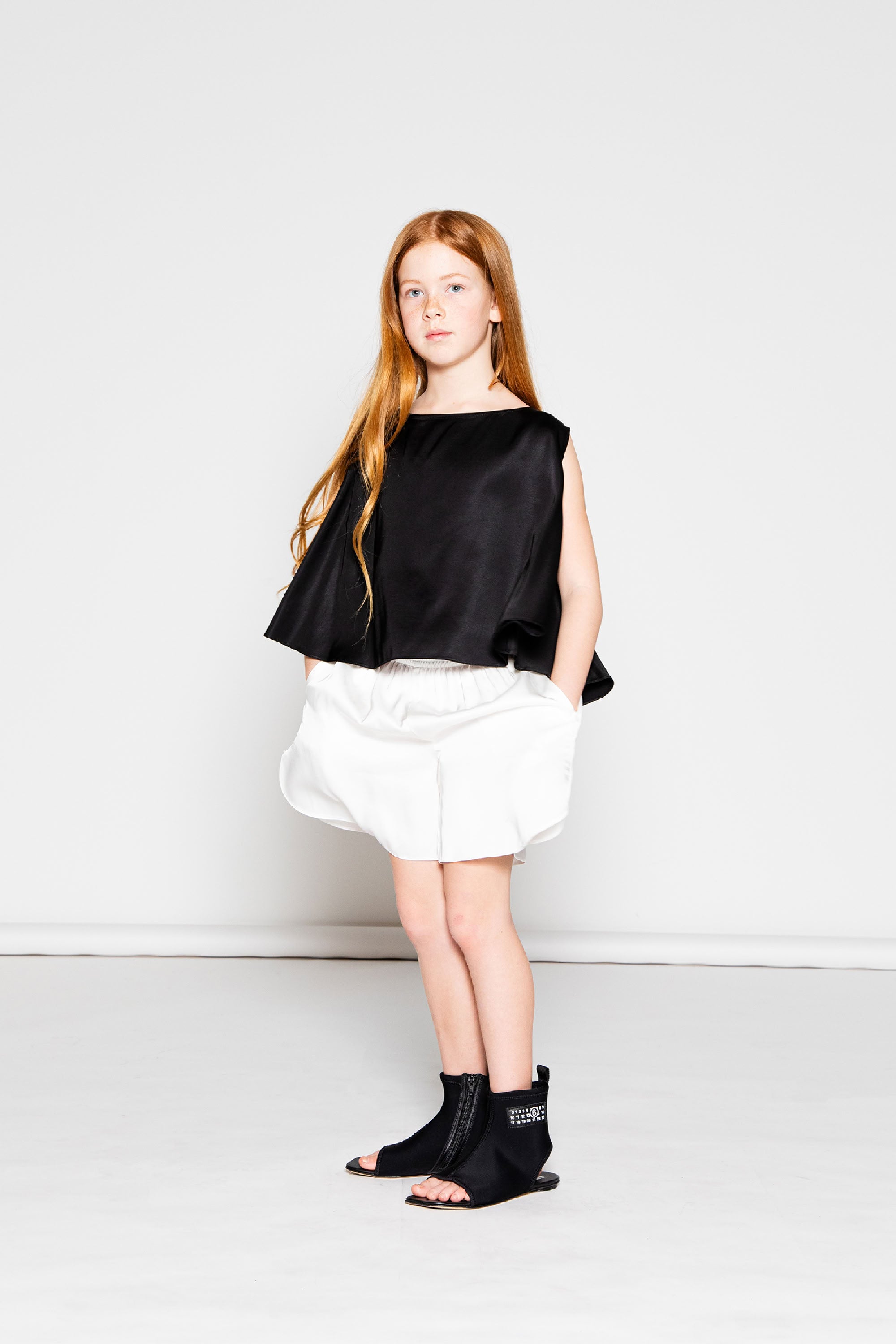 Blouse sans manche en satin - Black