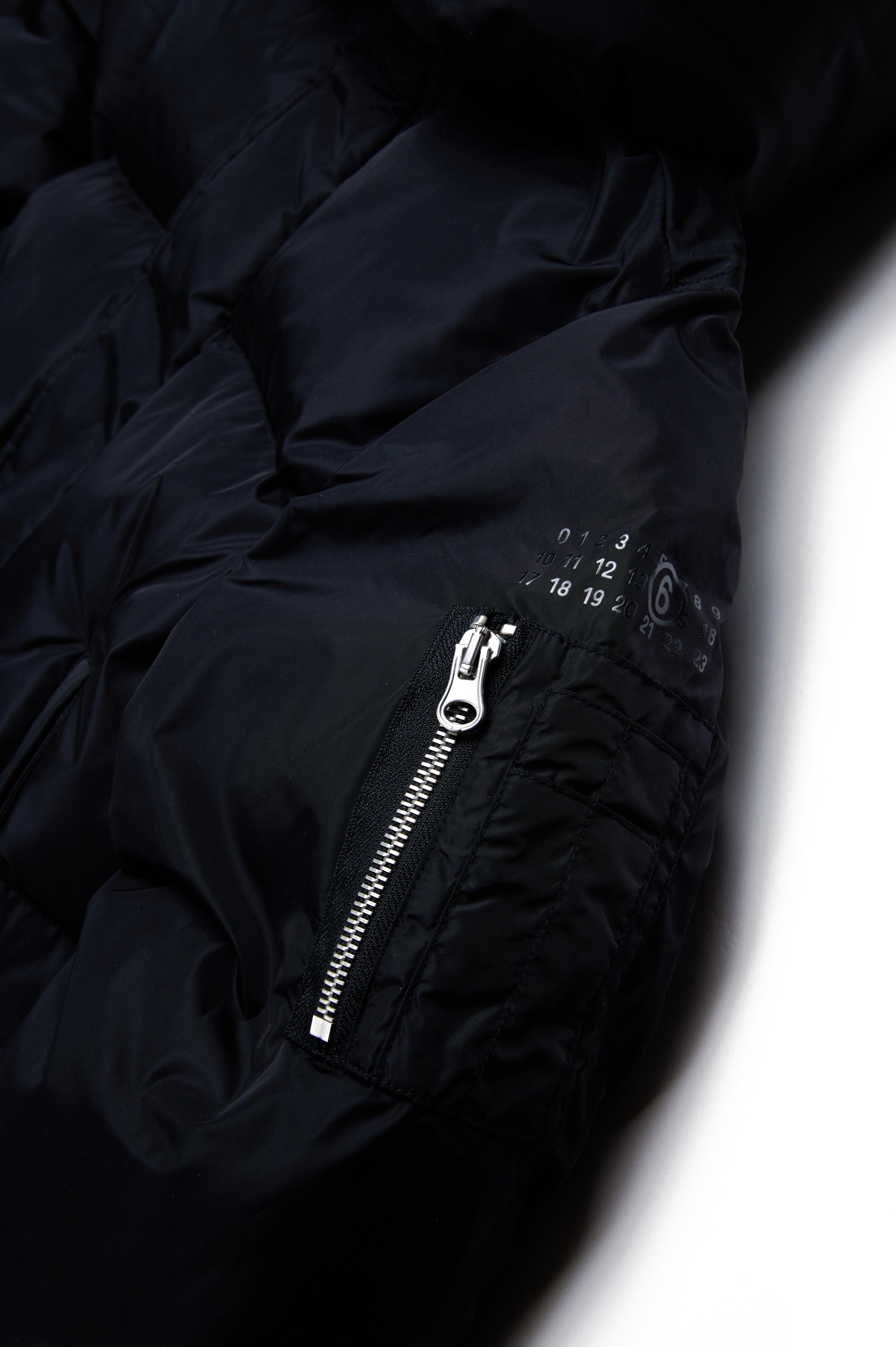 Black Vestes - Black