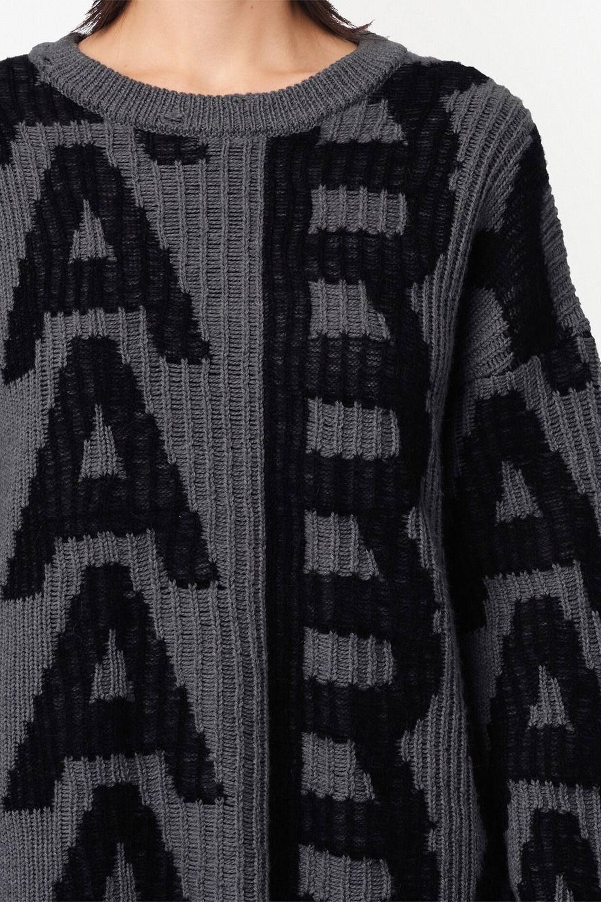 Pull à col rond et manches longues en laine - Black & Charcoal