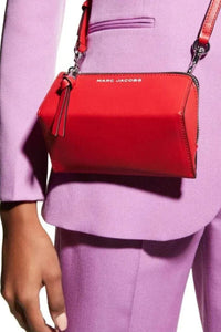 Pochette à bandoulière en cuir - True Red