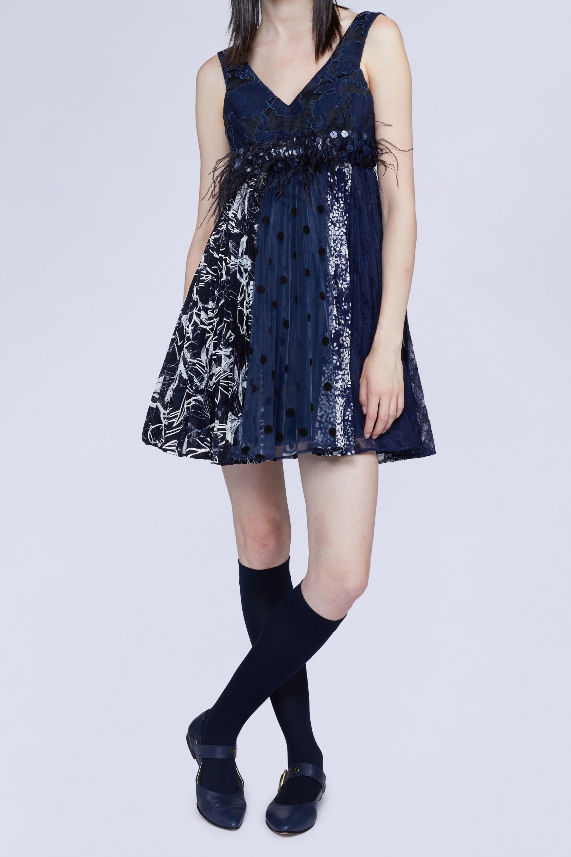 MINI ROBE DÉCOLLETÉ EN V