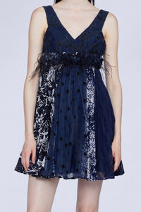 MINI ROBE DÉCOLLETÉ EN V