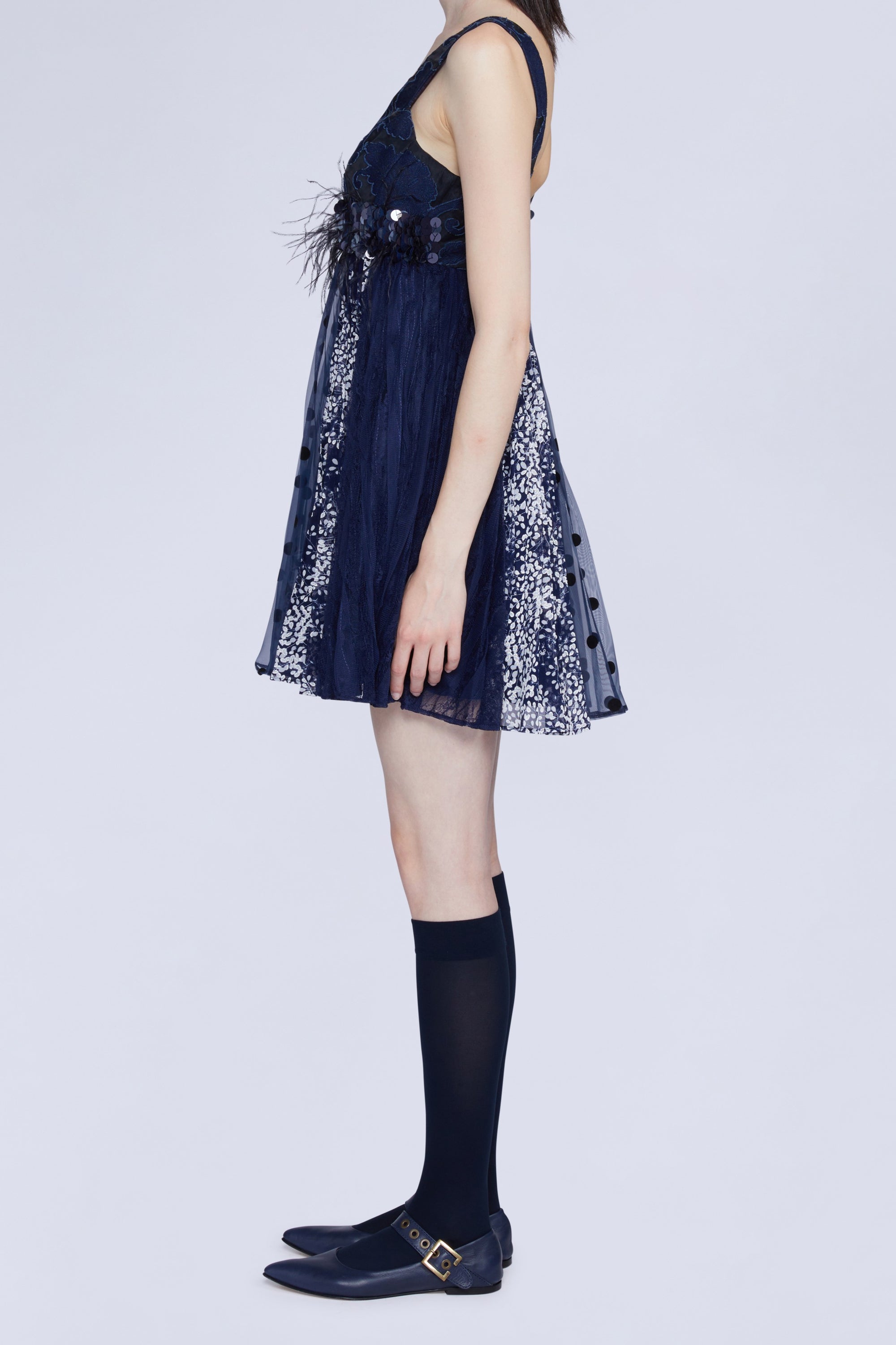 MINI ROBE DÉCOLLETÉ EN V