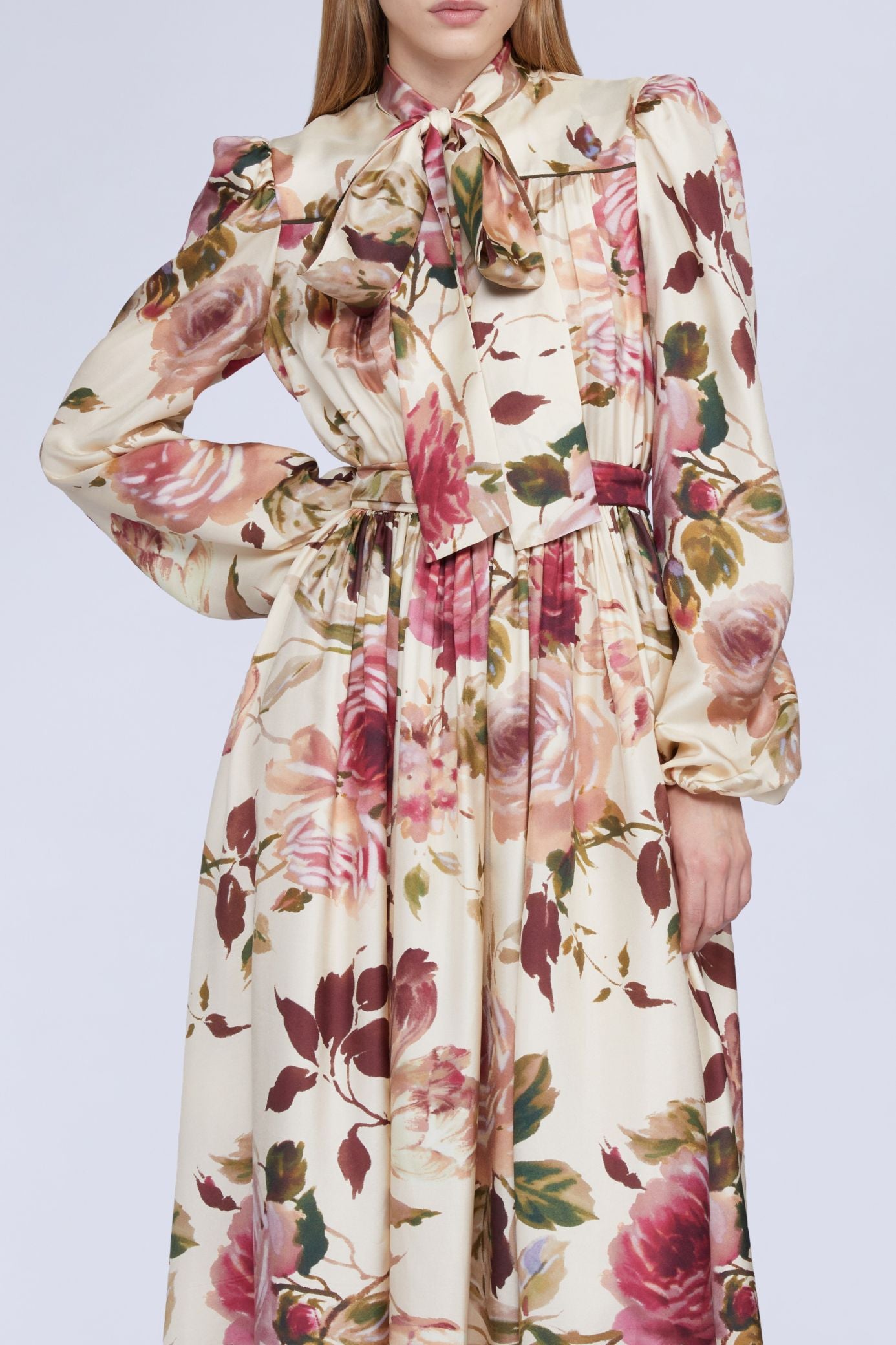 NEW OFFER ROBE LONGUE IMPRIMÉ ROSES NŒUD AU COL