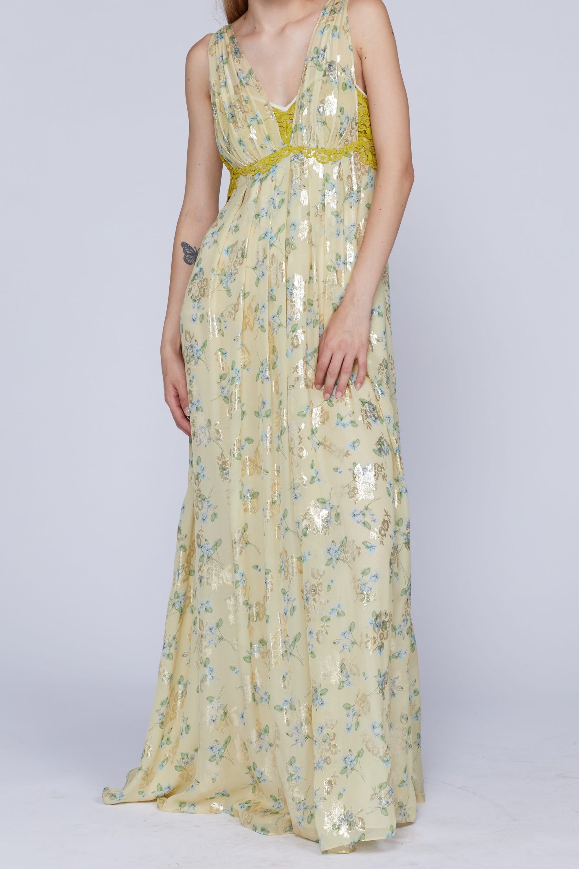 ROBE LONGUE JAUNE COUPE EMPIRE