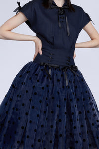 Robe midi coupe bas de taille et jupe en organza à pois - Blu & Nero