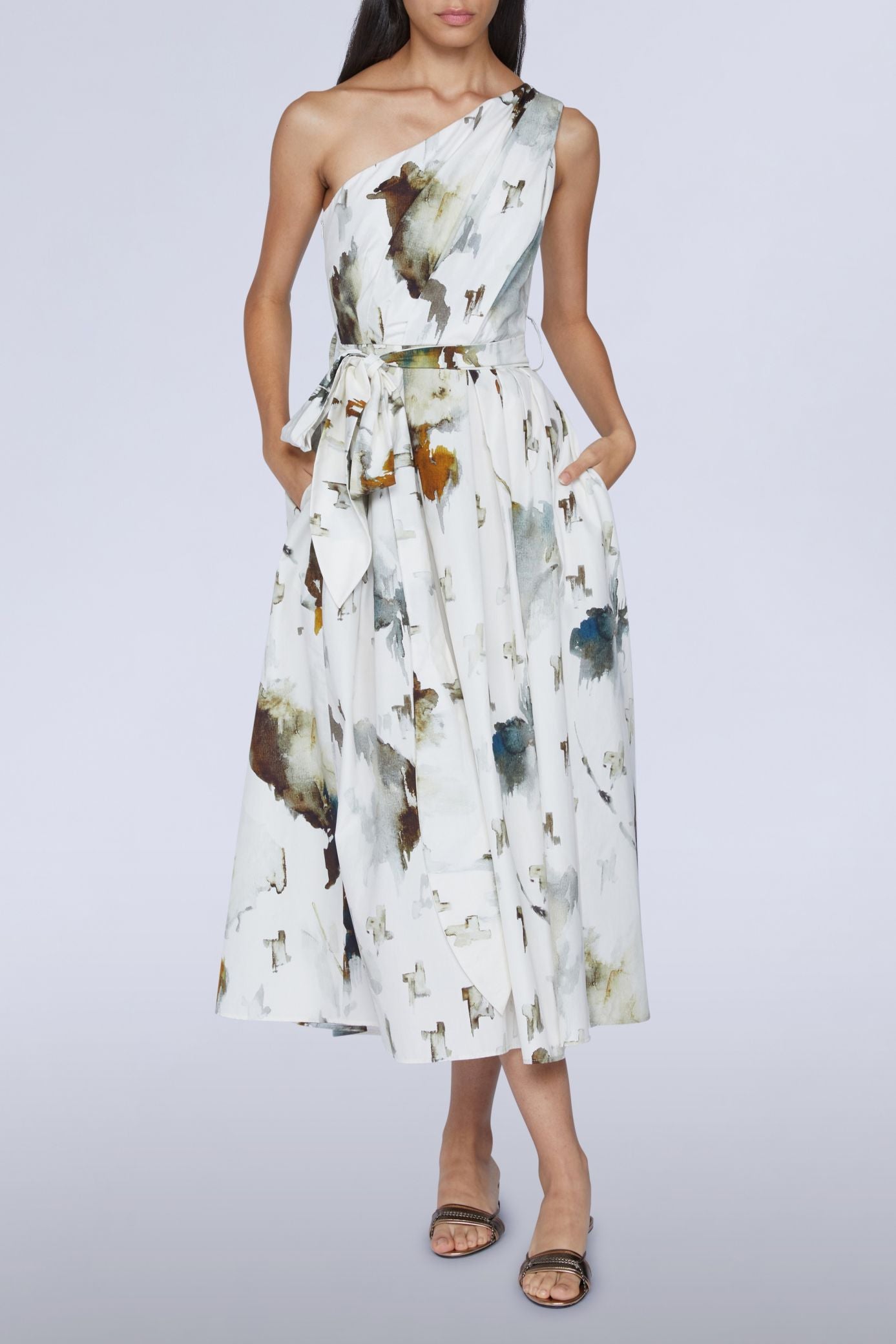 NEW OFFER ROBE MONOBRETELLE ARGENTÉE