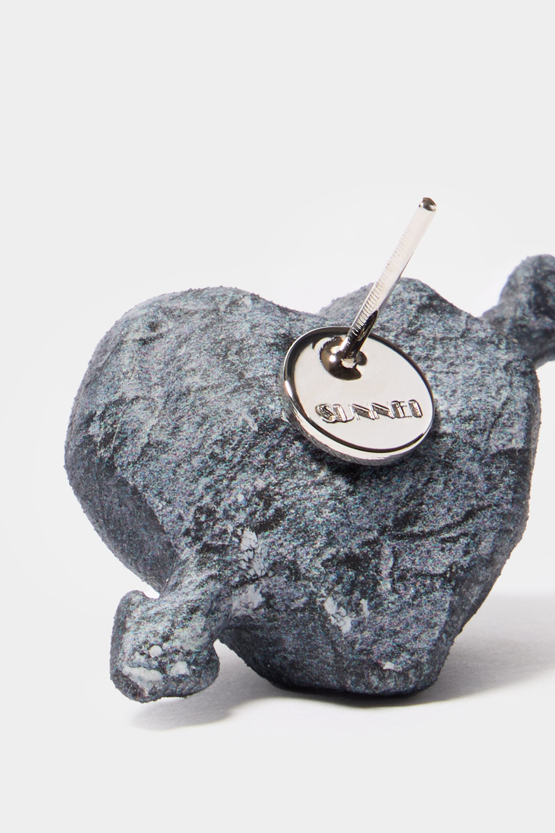 Cuore di Pietra small earrings - Matte Grey