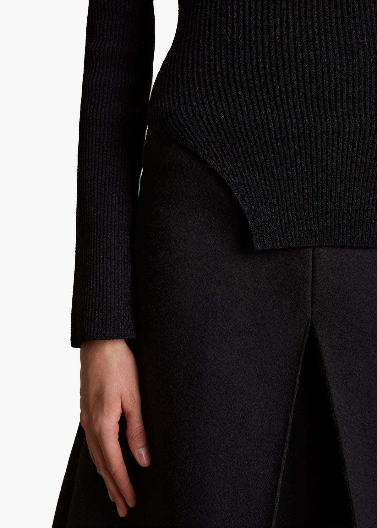 Black Maddy Top In Black - Black