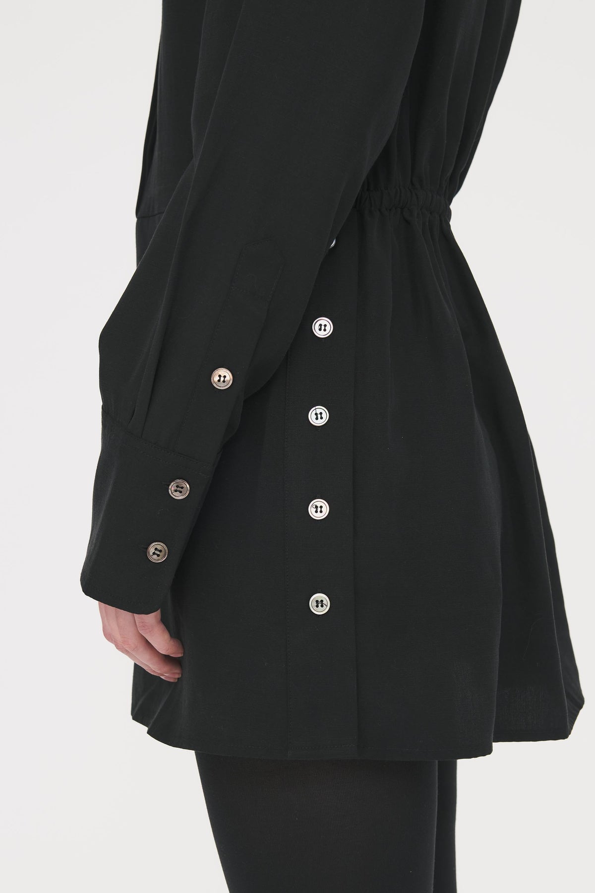 Robe Marlo - Black