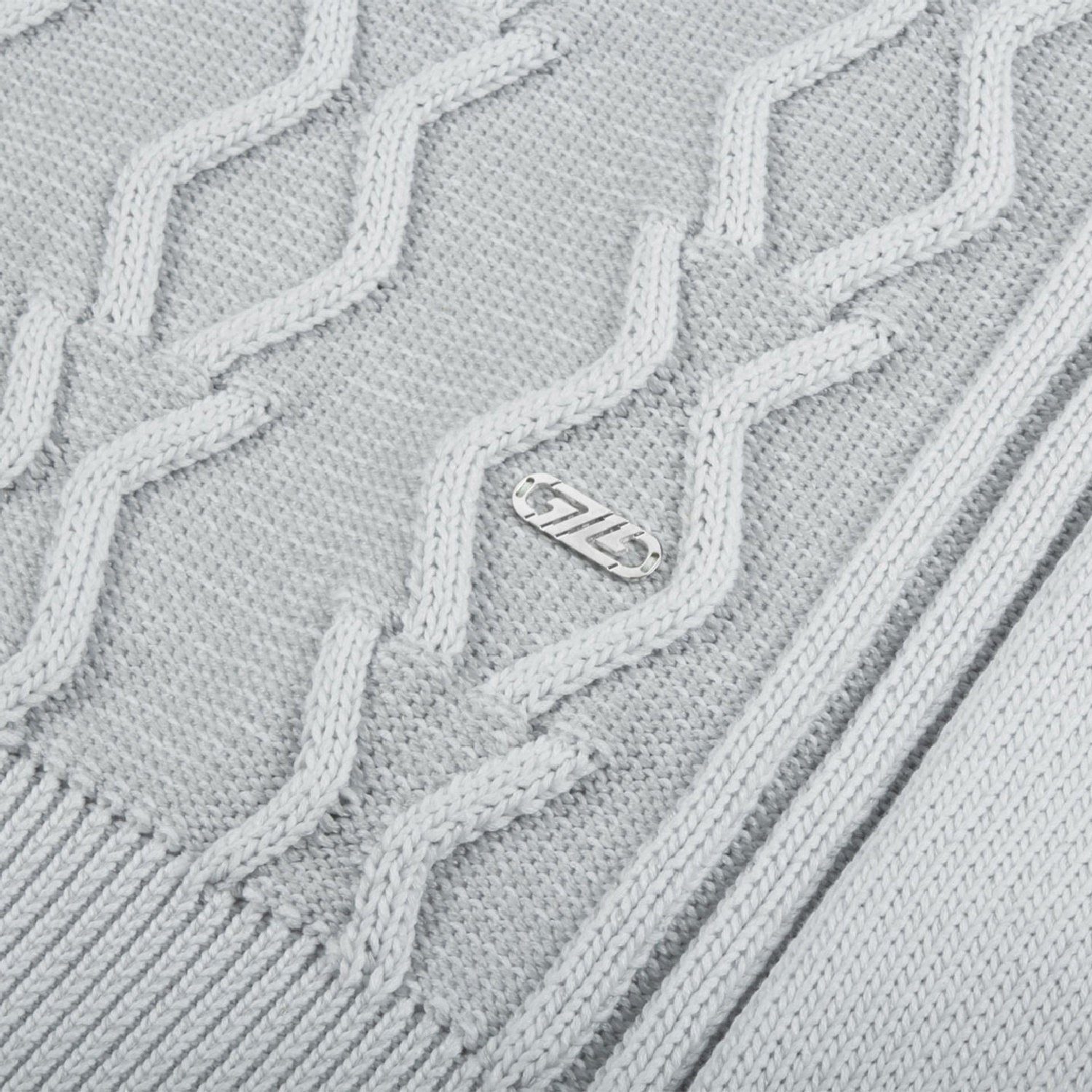Pull à motifs torsadés et plaque métallique en soie mélangée - Gris