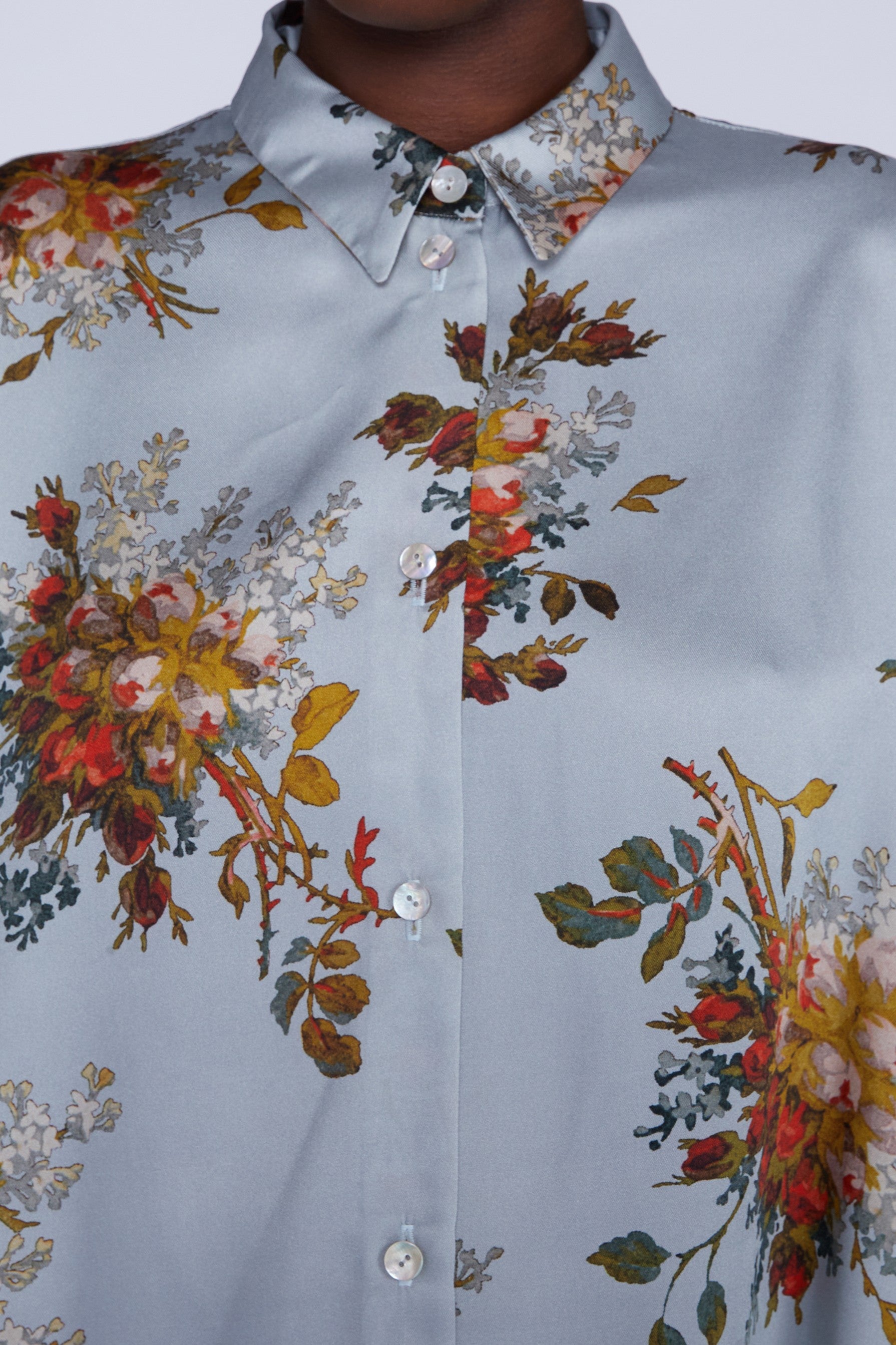 CHEMISE EN VISCOSE AVEC BOUTONS