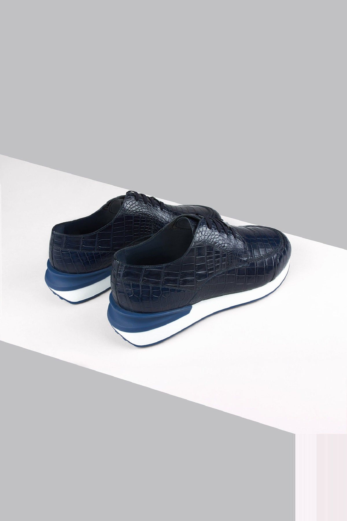 Sneakers basses en cuir précieux - Bleu & Blanc