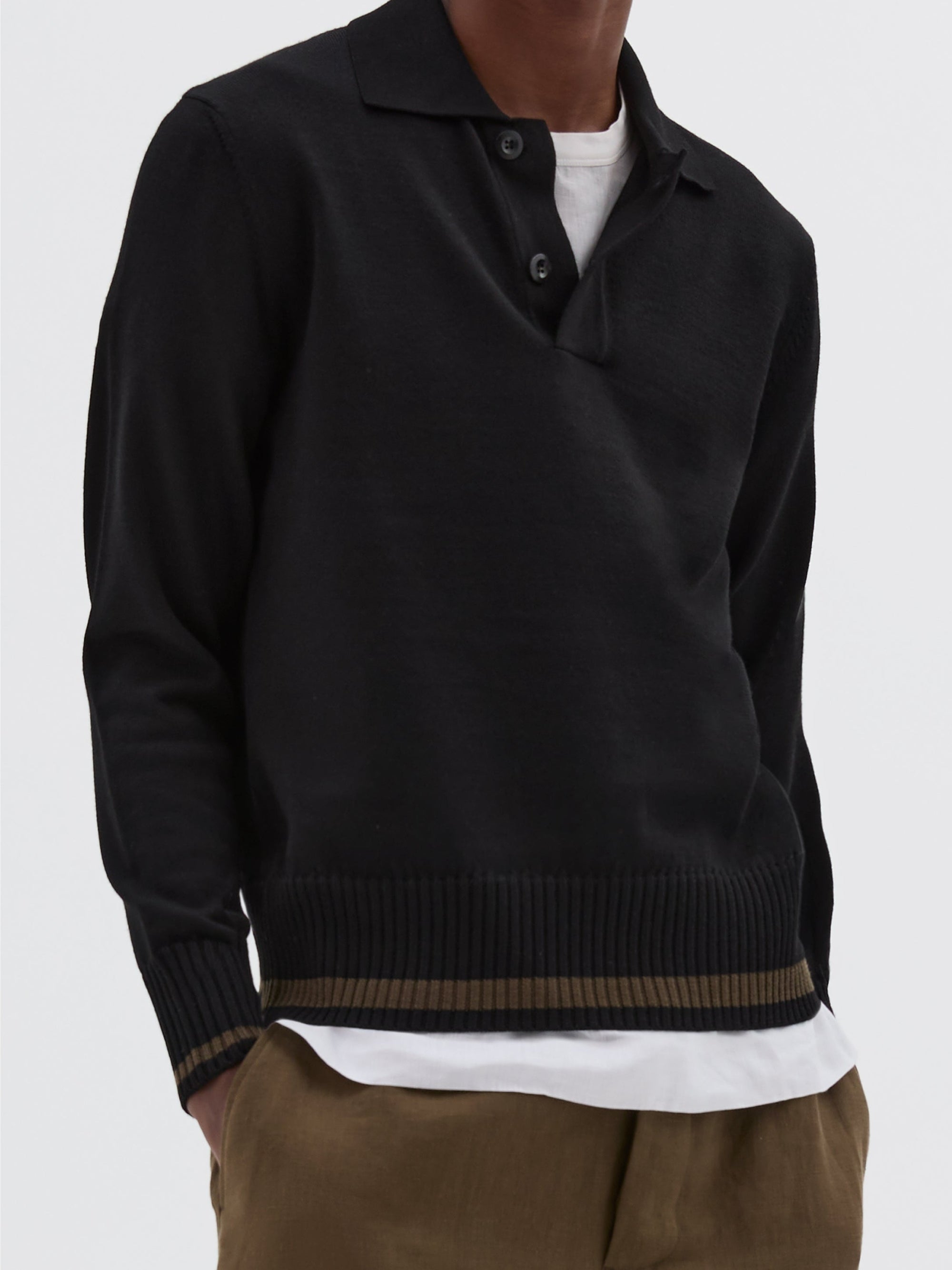 Wool polo shirt with contrasting stripes - Black & Green