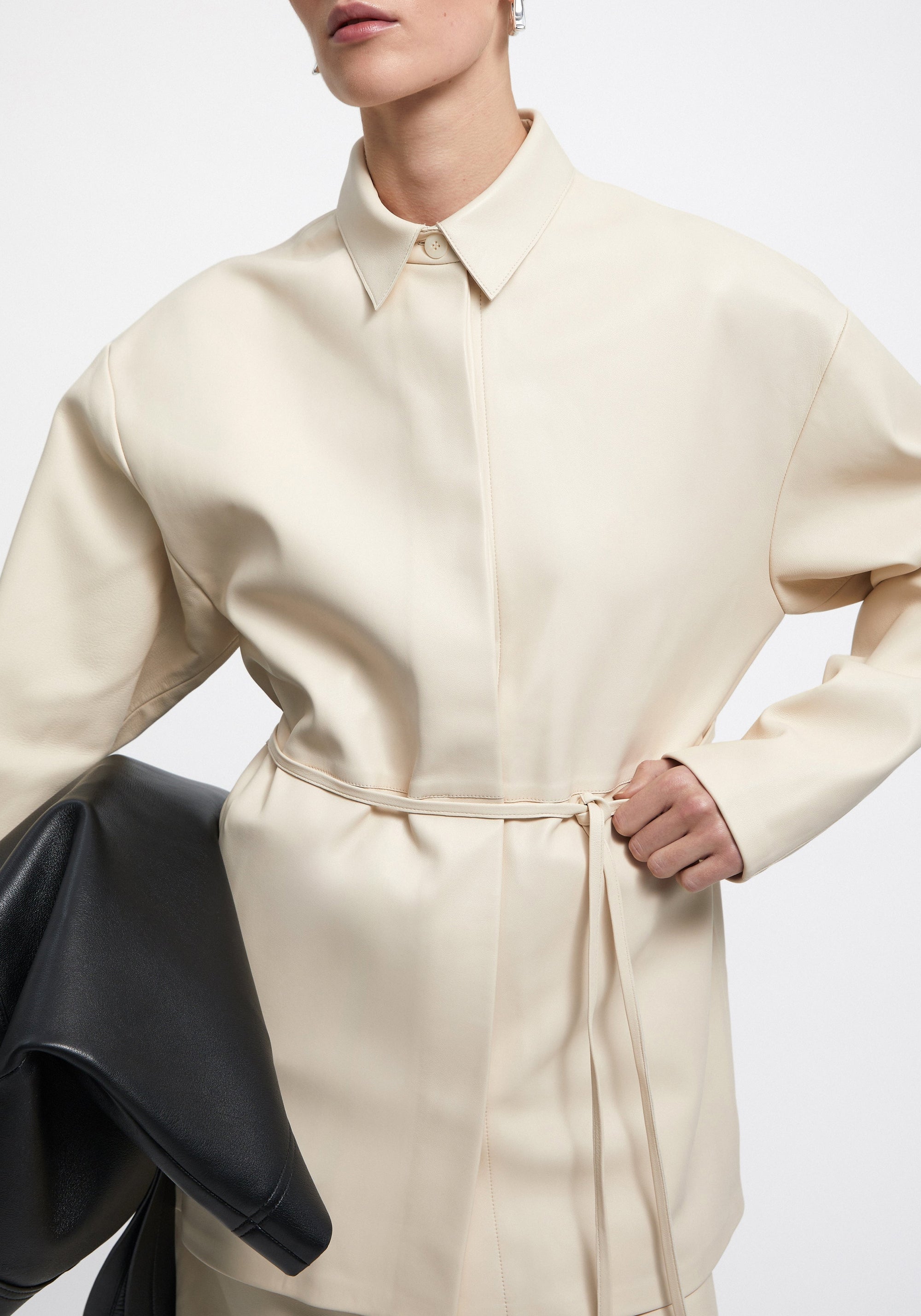 Chemise Melville en cuir - Buttermilk
