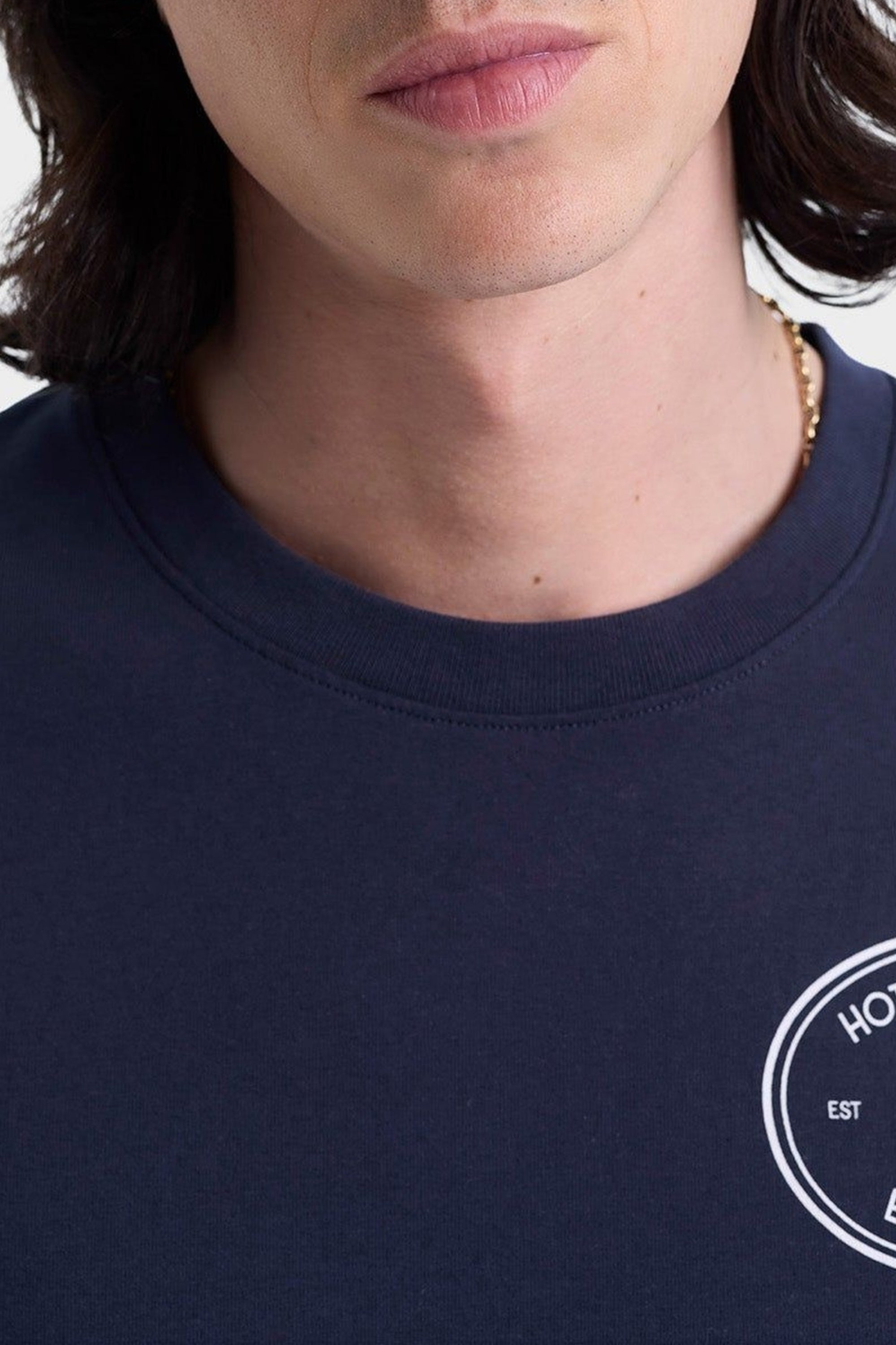 Kennedy Crest T-Shirt - Navy & White