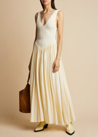 Meryl dress in silk - Cream