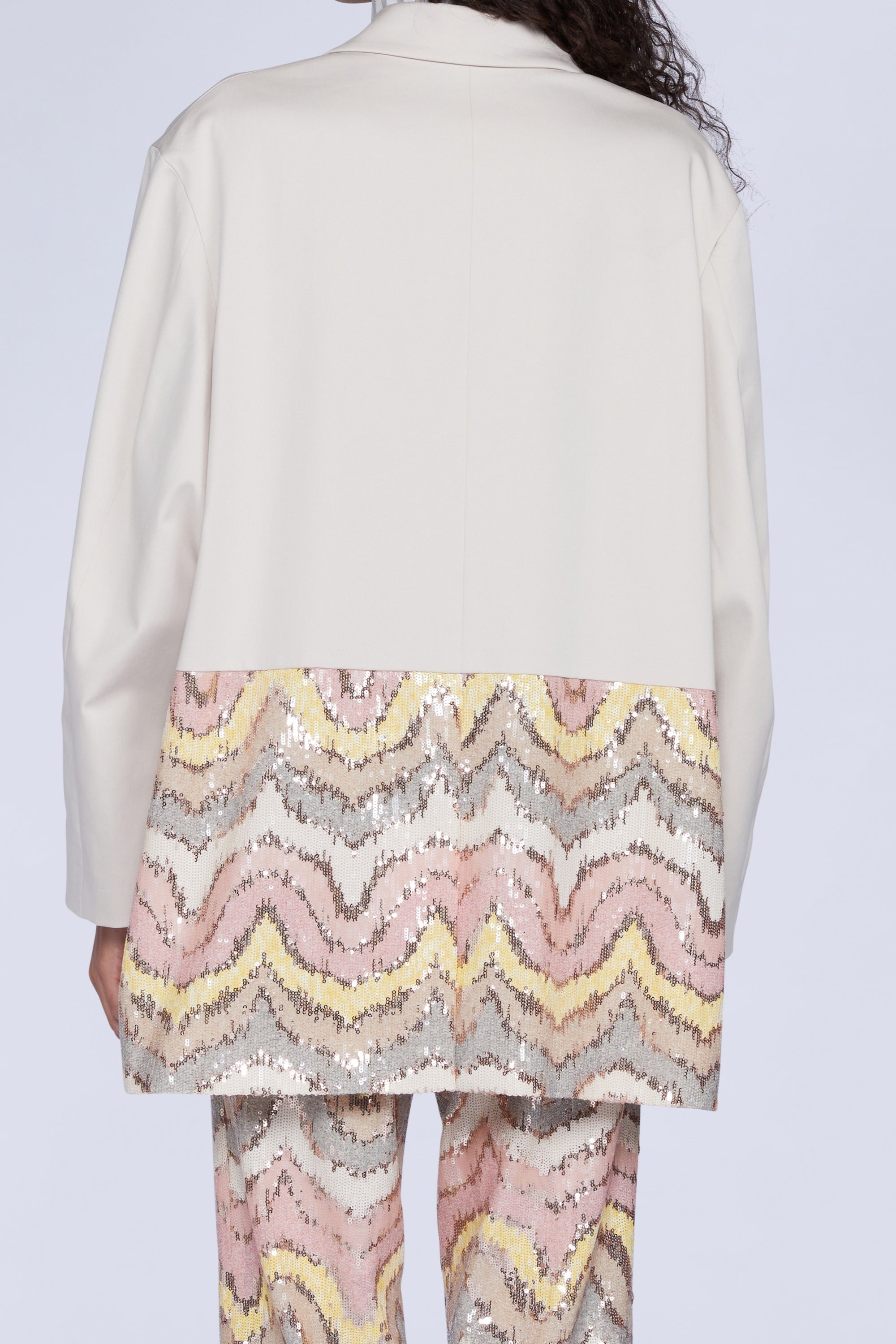 VESTE OVERSIZE 1 BOUTON AVEC PAILLETTES ROSES ET JAUNES