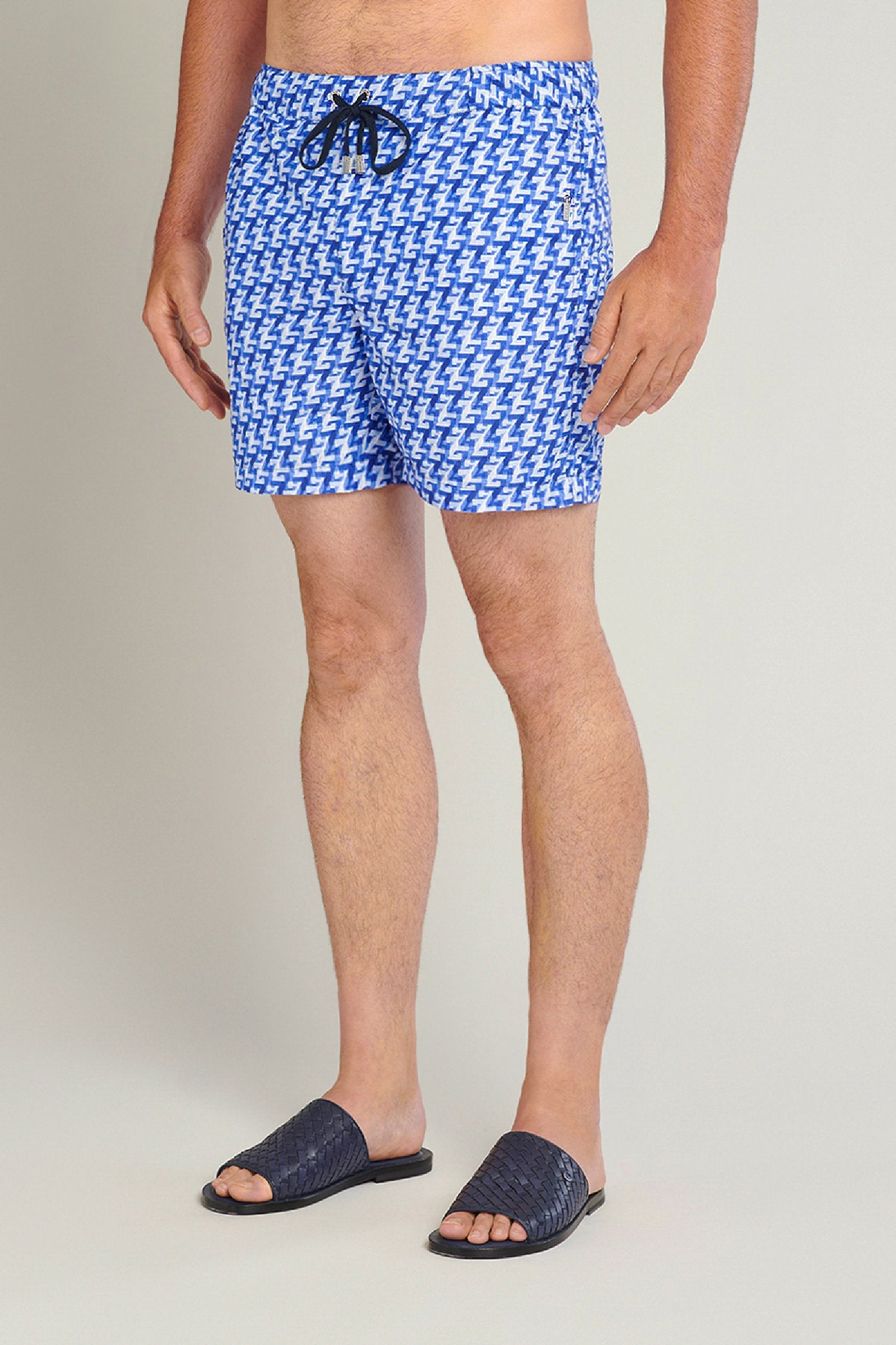 Geometric pattern swim shorts - White Red Blue