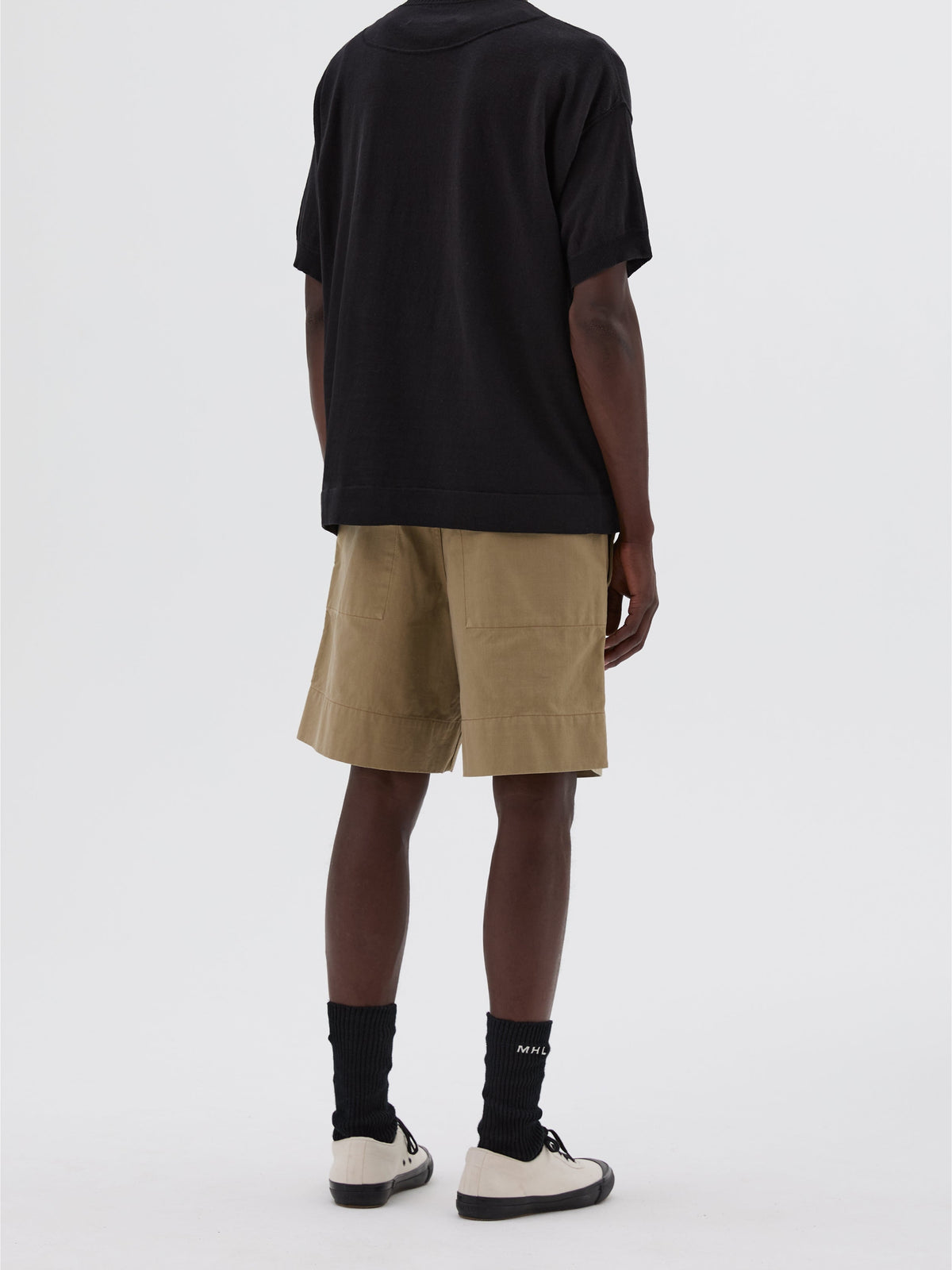 Short-sleeved T-shirt - Black