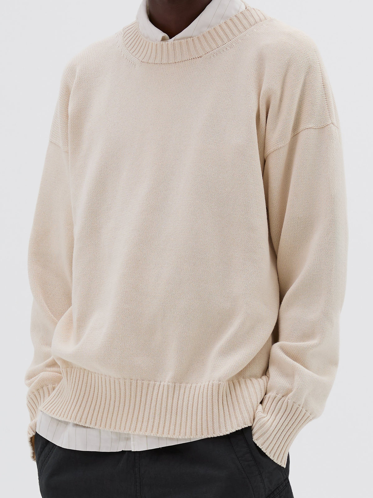 Loose-fitting jumper with a round neck - Beige