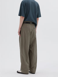 Loose-fitting pleated trousers - Green