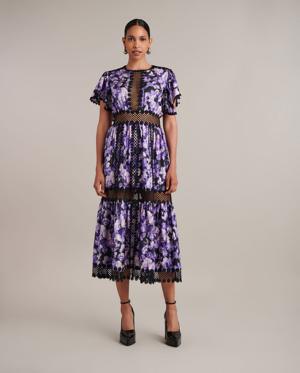 Ultraviolet / Robe Mila