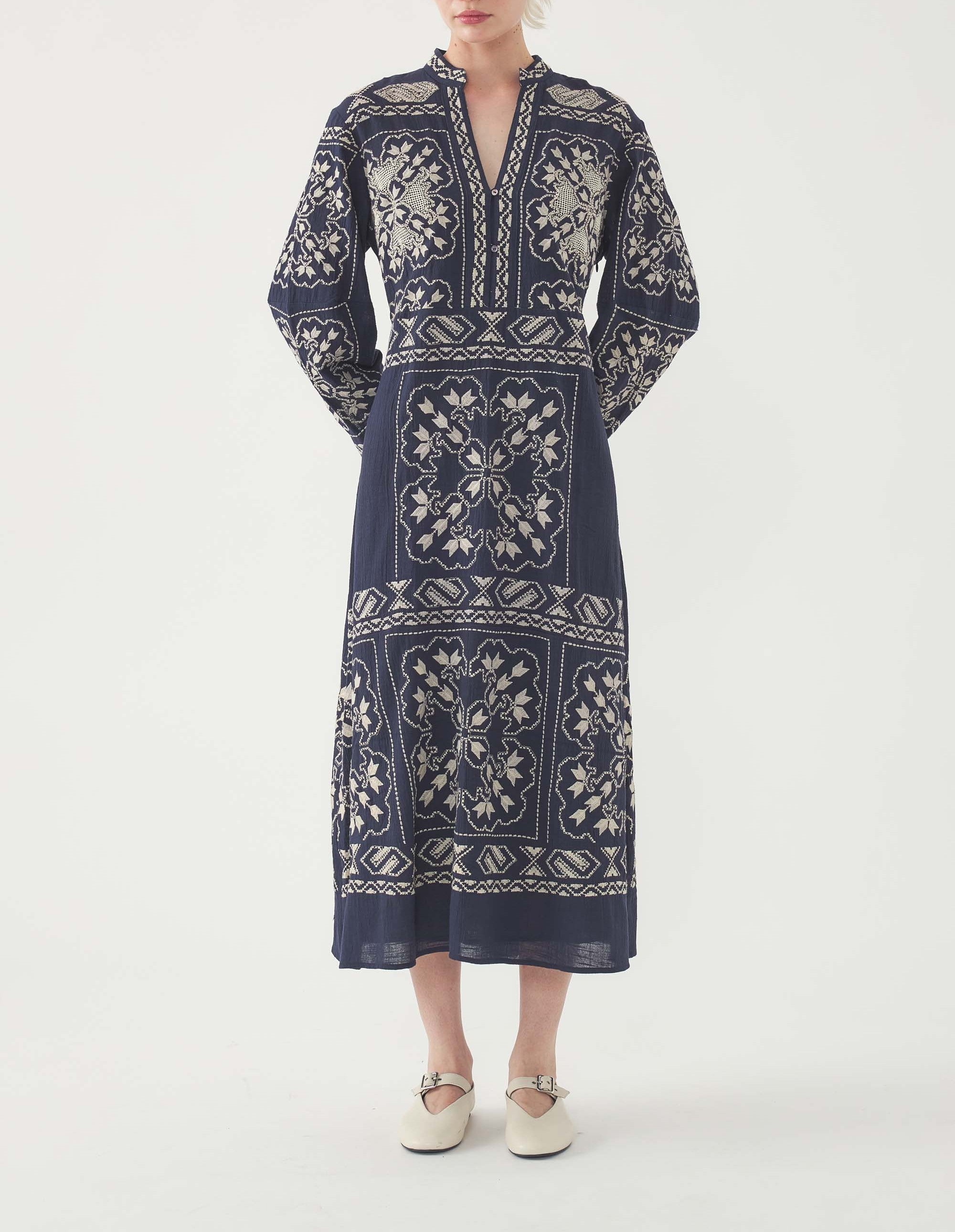 NAVY MILOS LONG DRES