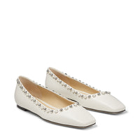 Ballerines Mirele plates en cuir perlées - Latte & White