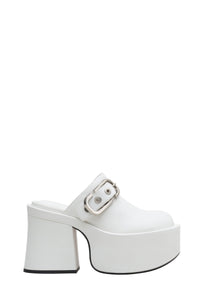 1 NEW / 6 TROCA /178,5€   Sabots en cuir j marc - White